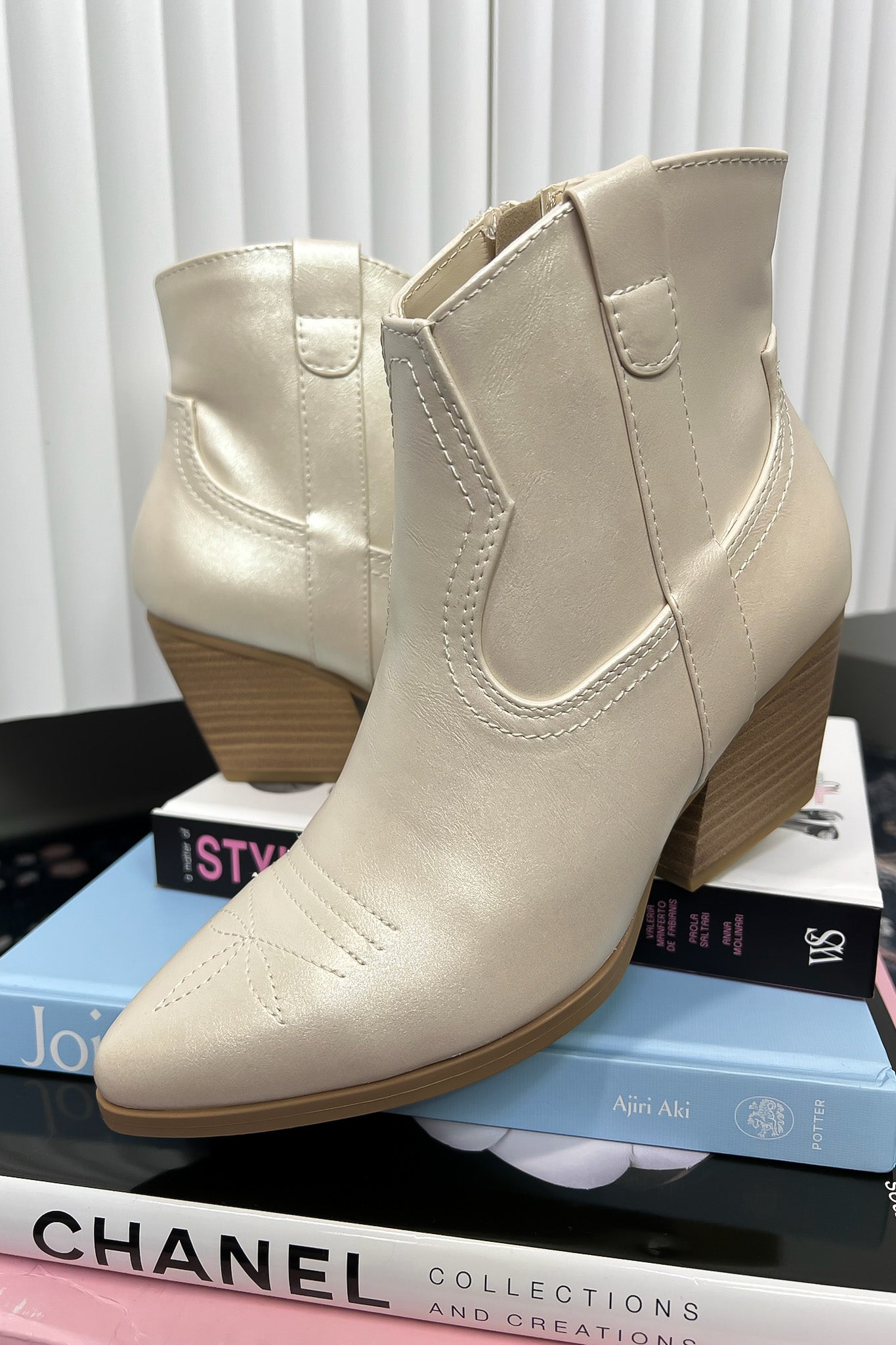 Brizah Western Cowgirl Heeled Bootie - Madison and Mallory