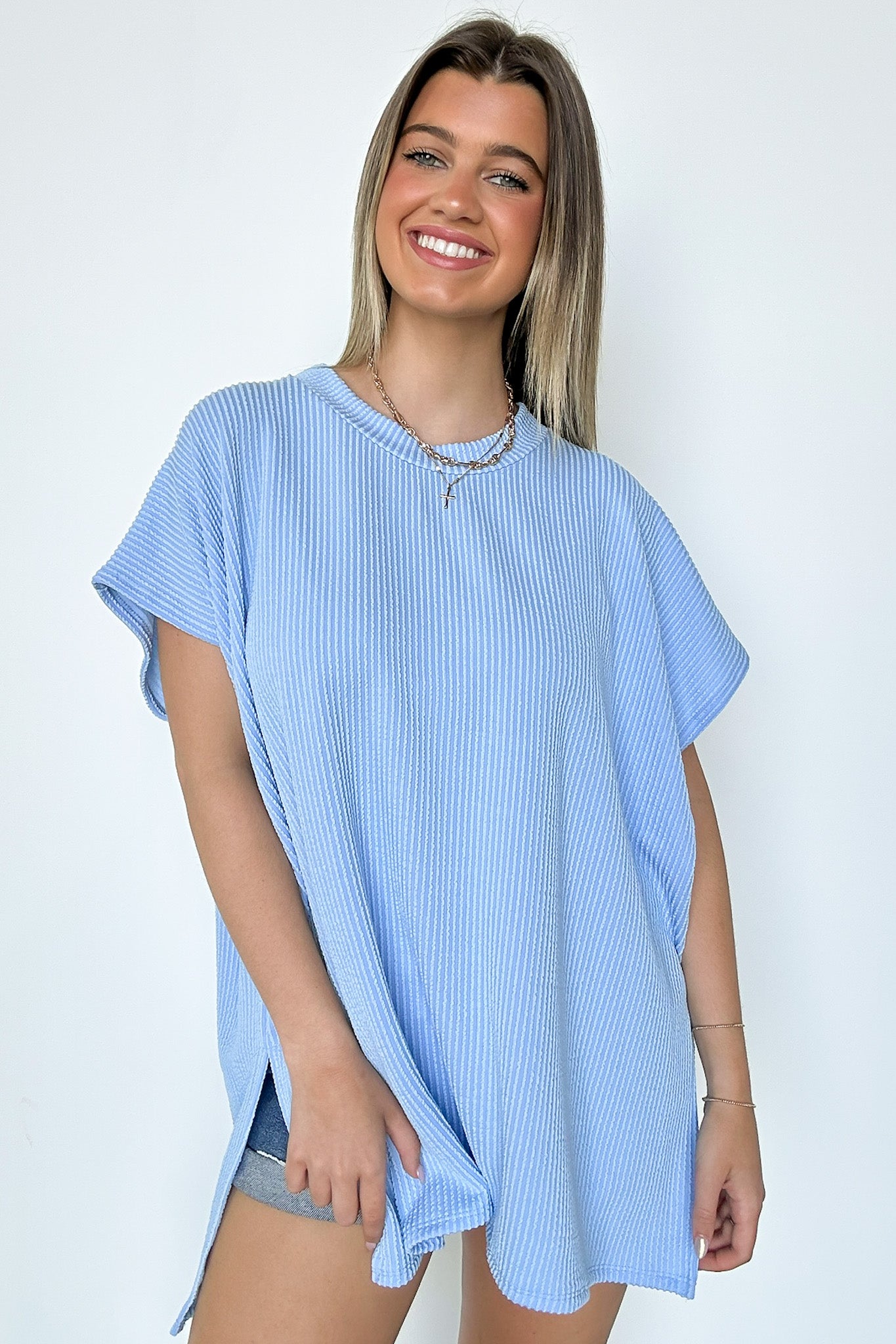 Casual Favorite Short Sleeve Side Slit Tunic Top - BACK IN STOCK - Madison and Mallory