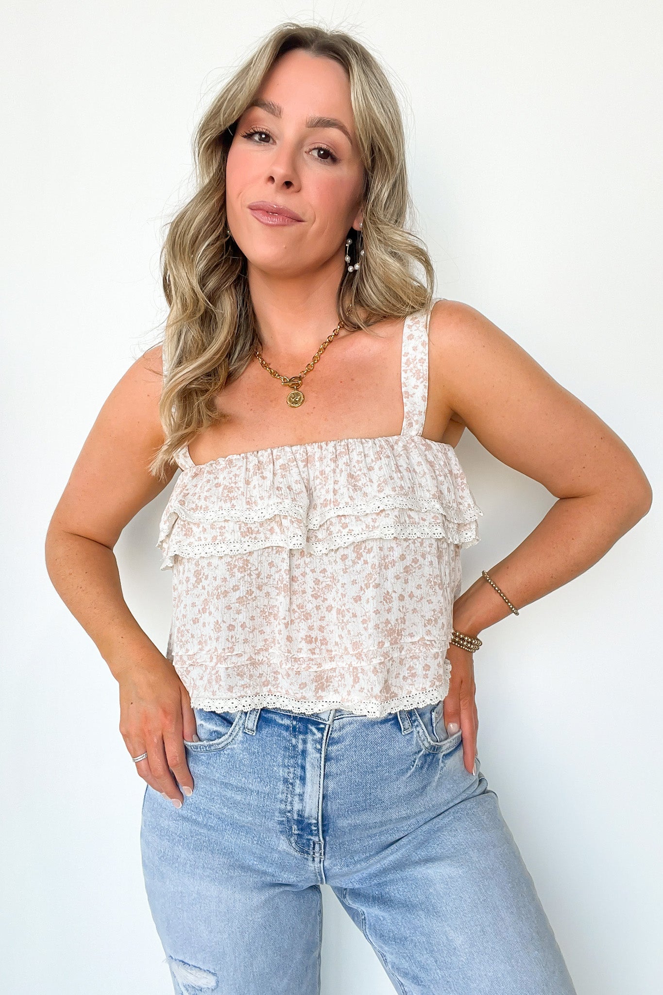 Floral Ruffle Sleeveless Top Floral Ruffle Sleeveless Top