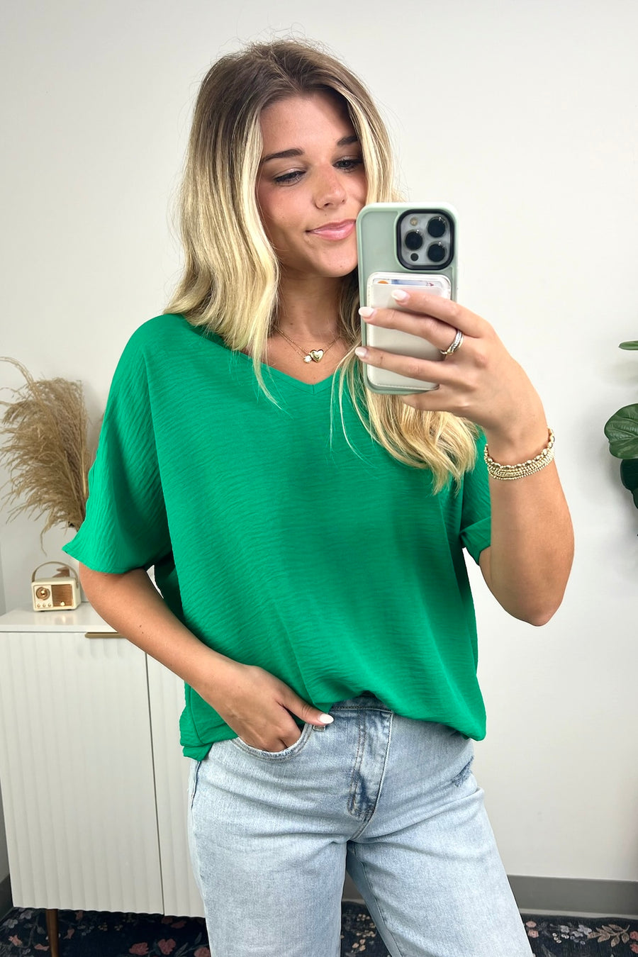  Evlynn V-Neck Short Sleeve Top - Madison and Mallory