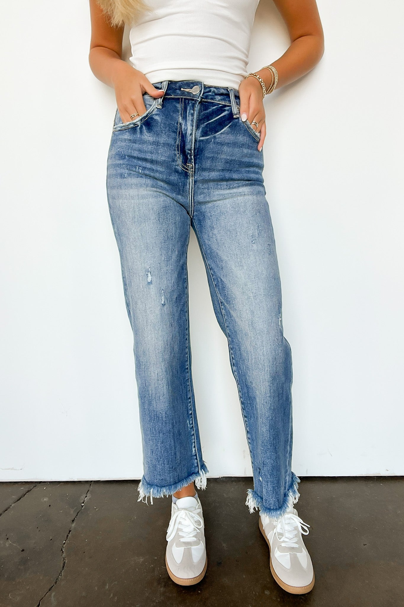 Jeans raw hem fashion