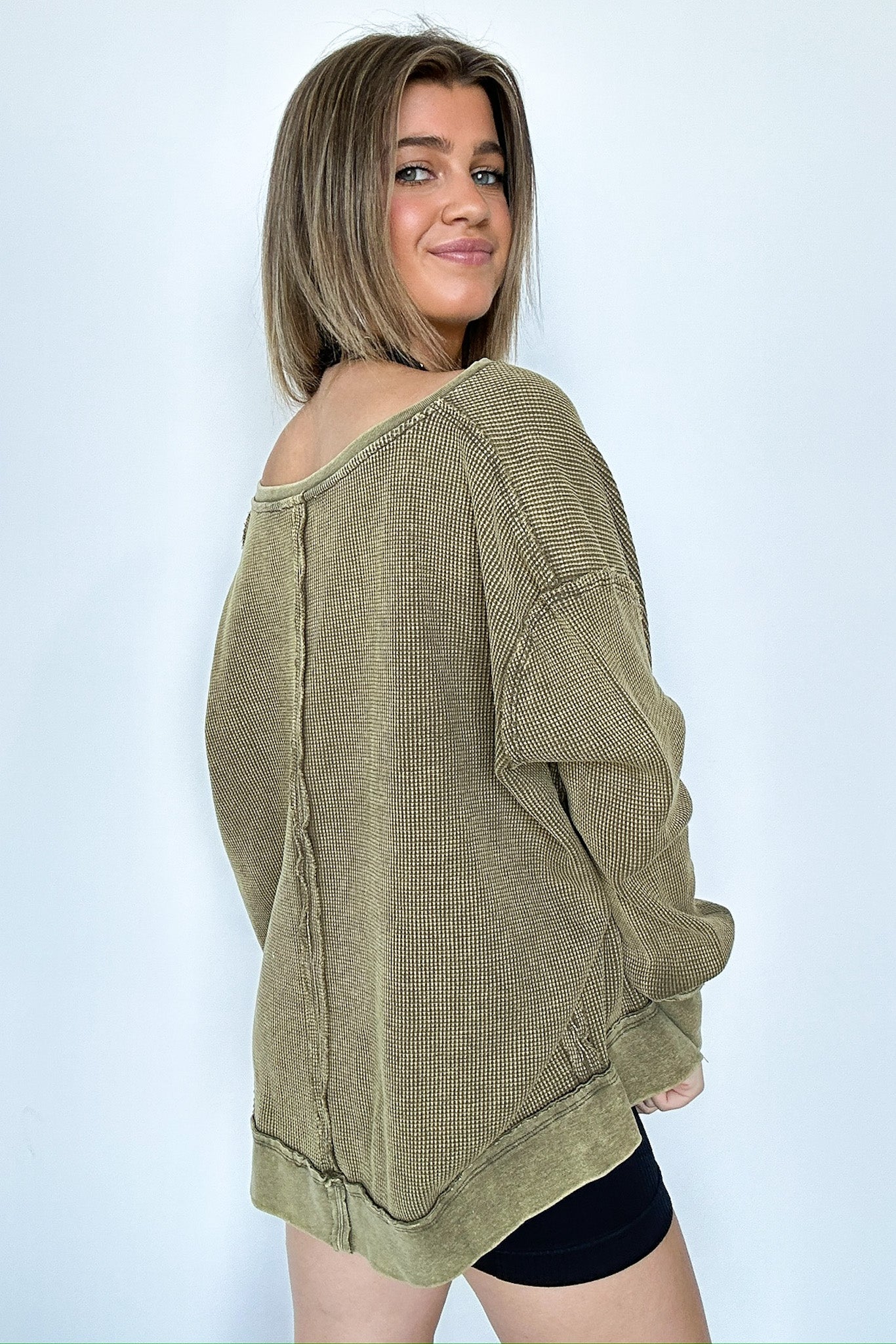  Braelyn V-Neck Oversized Waffle Knit Pullover - Madison and Mallory