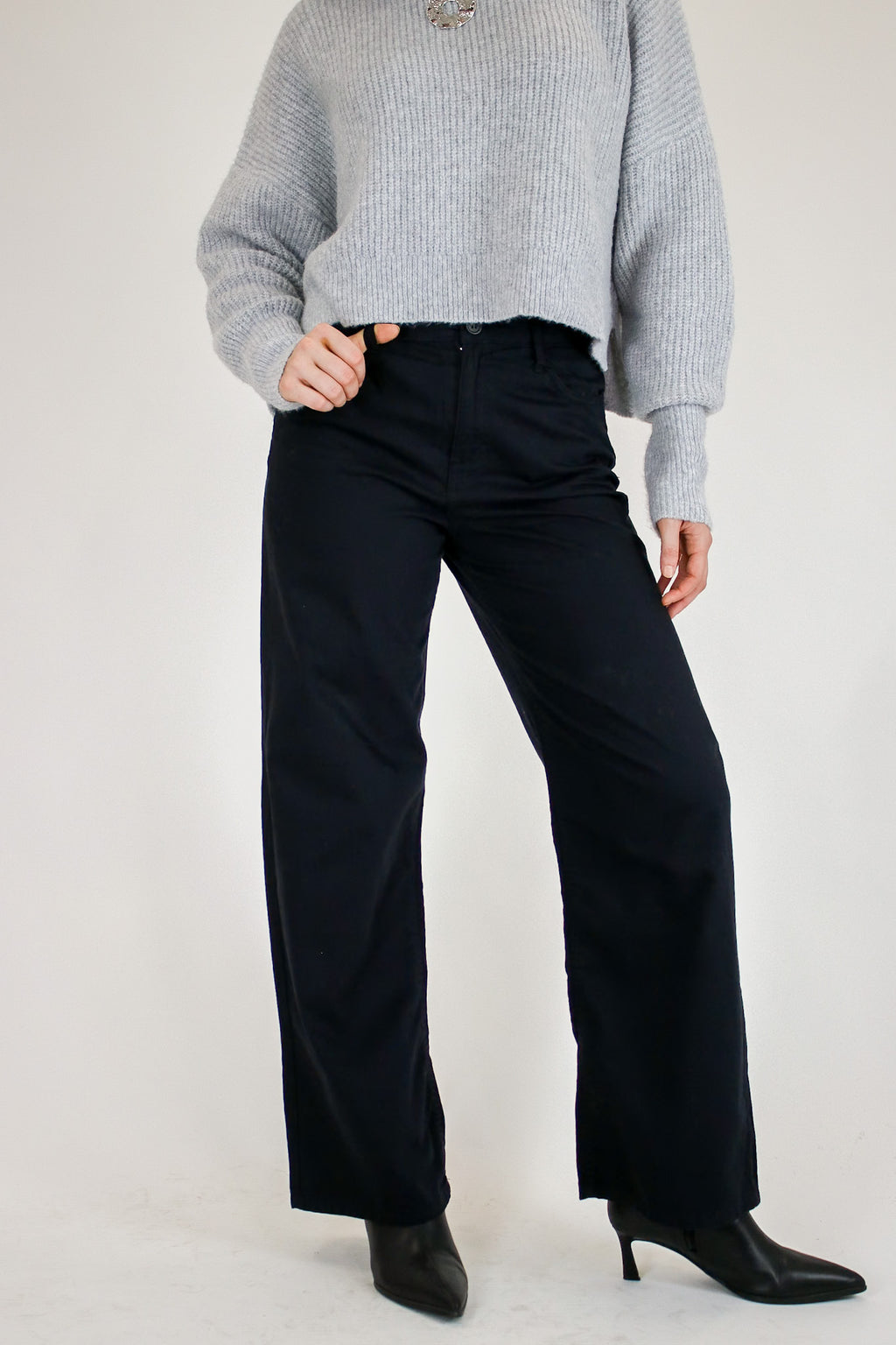 Camden Relaxed Straight Twill Pants