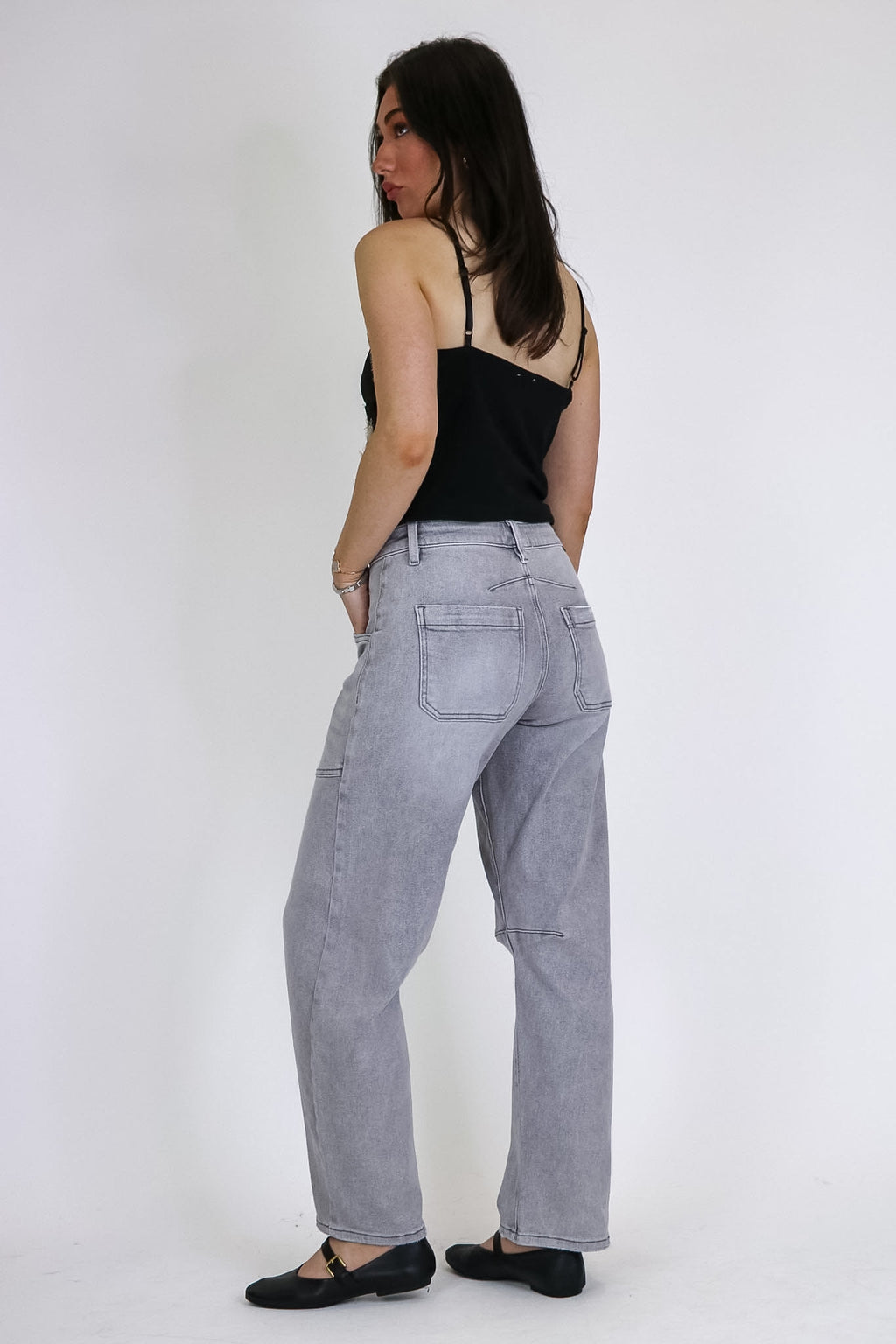 Casual Form Pocket Barrel Leg Jeans