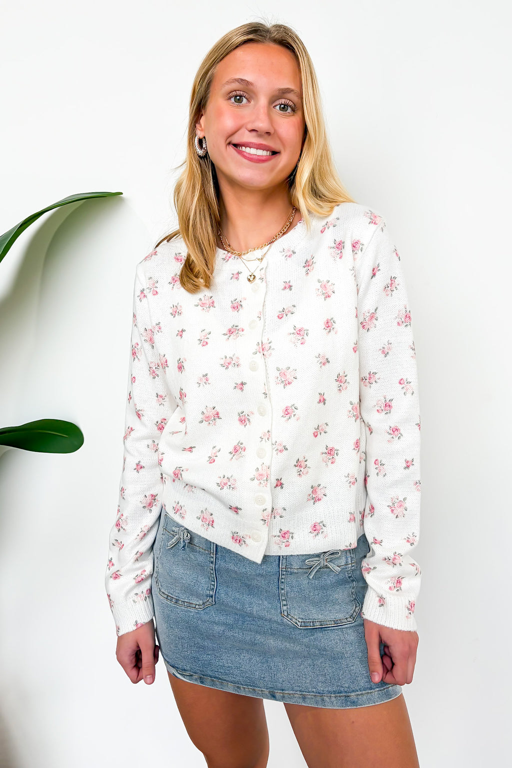 S / Off White Pink Cottage Garden Floral Button-Up Sweater Cardigan - Madison and Mallory