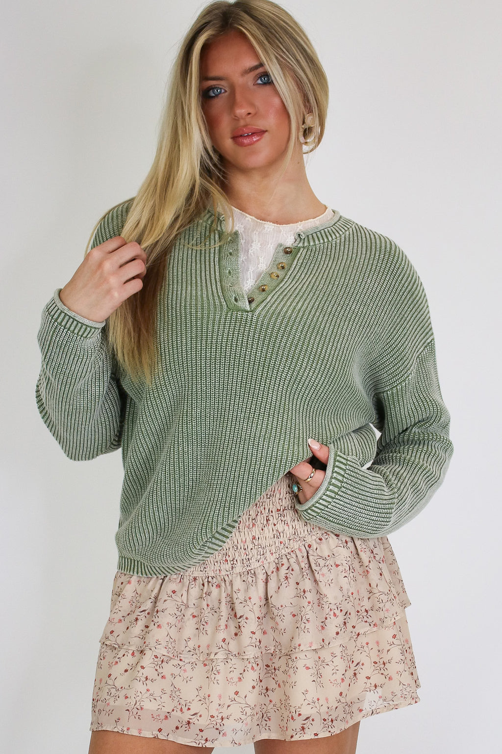 Daybreak Ribbed Henley Pullover