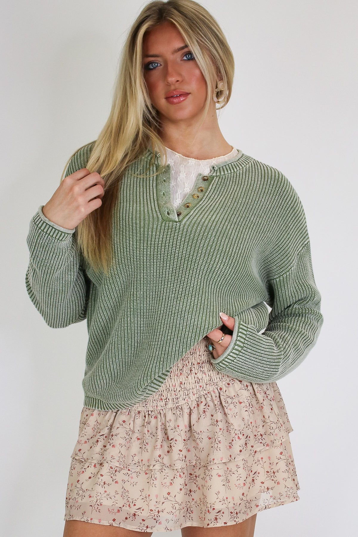 Daybreak Ribbed Henley Pullover