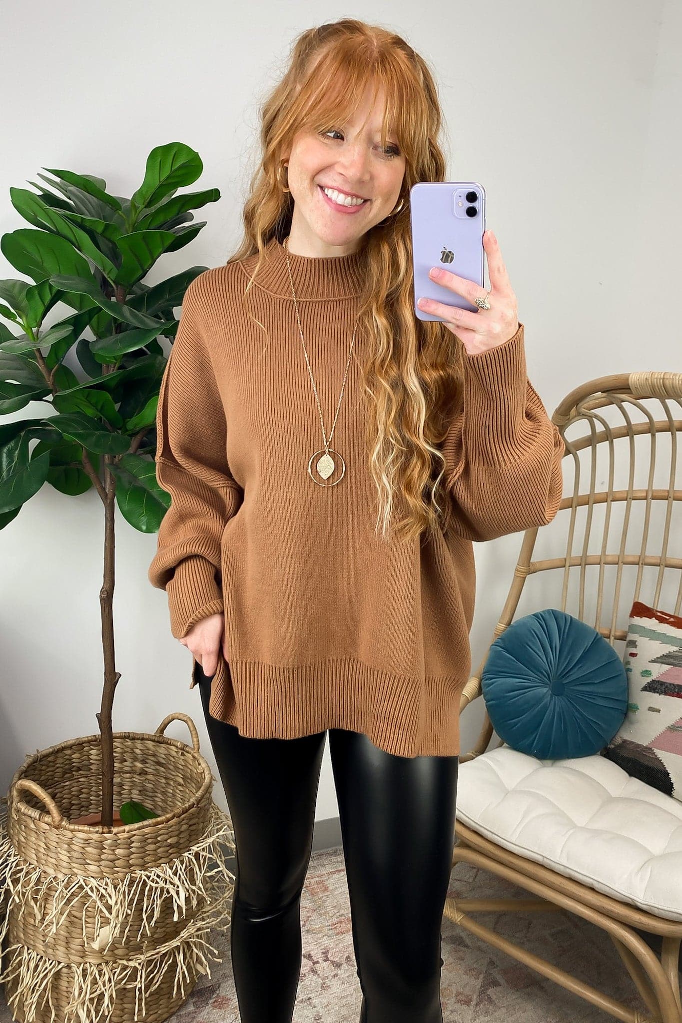 LOHEN SIDE SLIT KNIT ブラウン glitter side slit knit – louren store