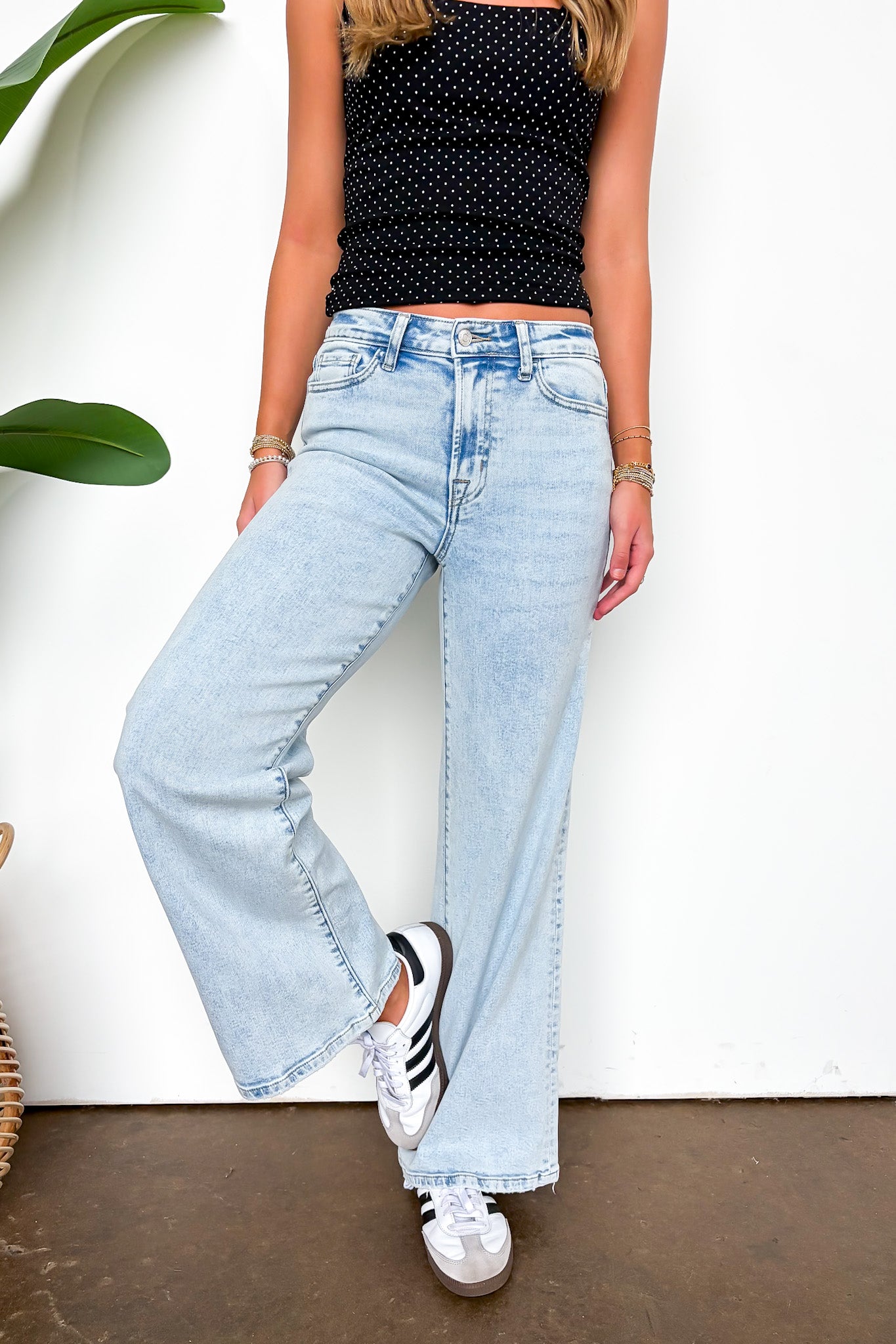 Effortless Icon Light Wash Wide Leg Jeans - Madison and Mallory
