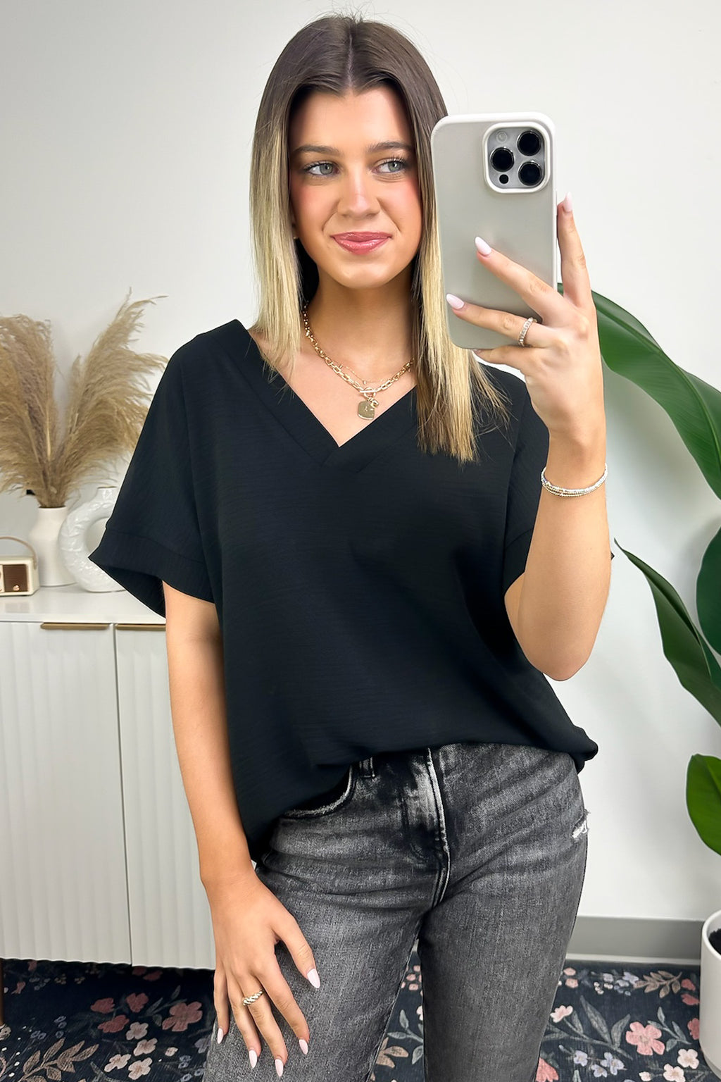 Black / S Emileigh V-Neck Relaxed Fit Top - FINAL SALE - Madison and Mallory