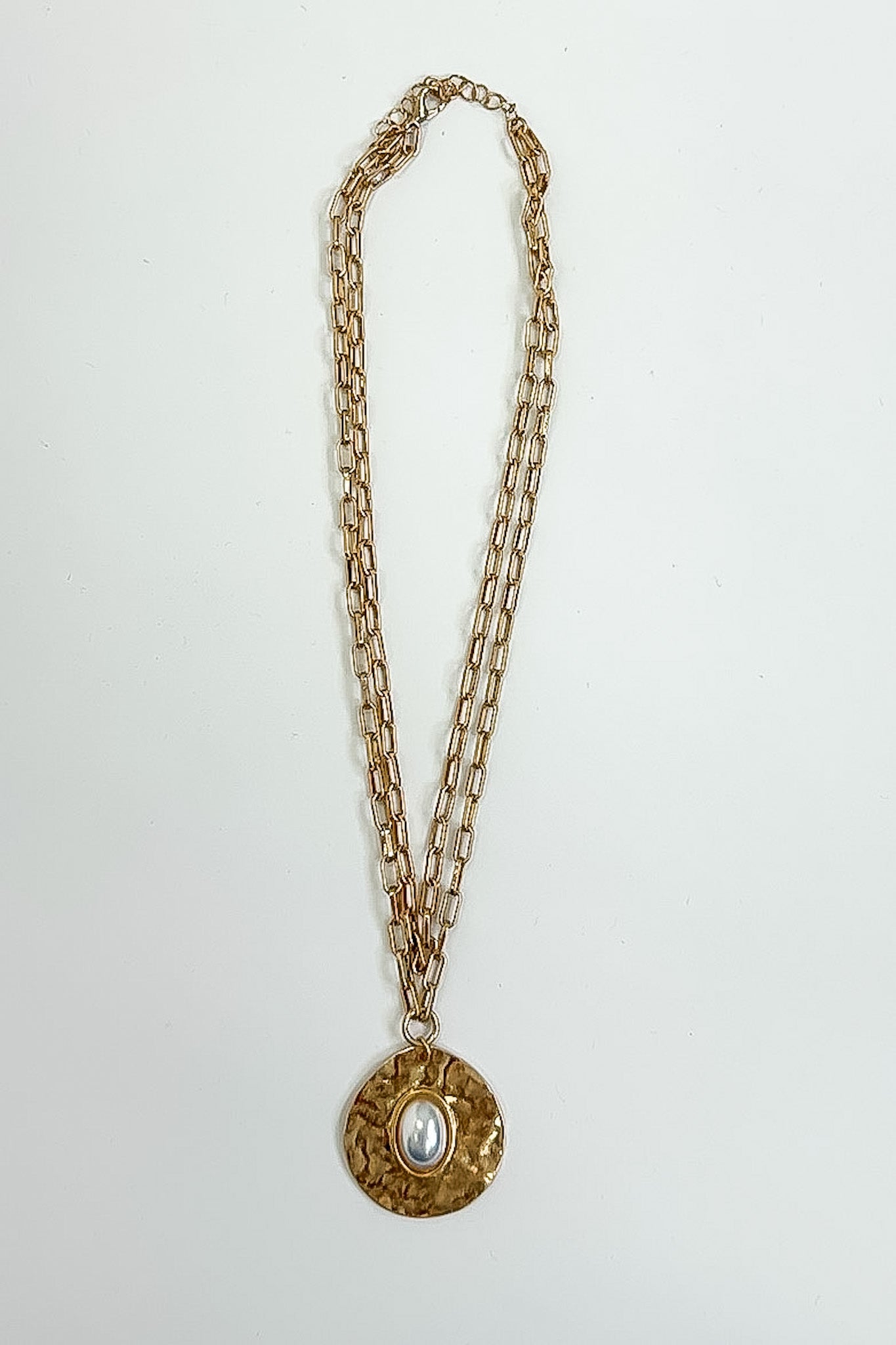 Eye in the Storm Hammered Chain Necklace - Madison and Mallory