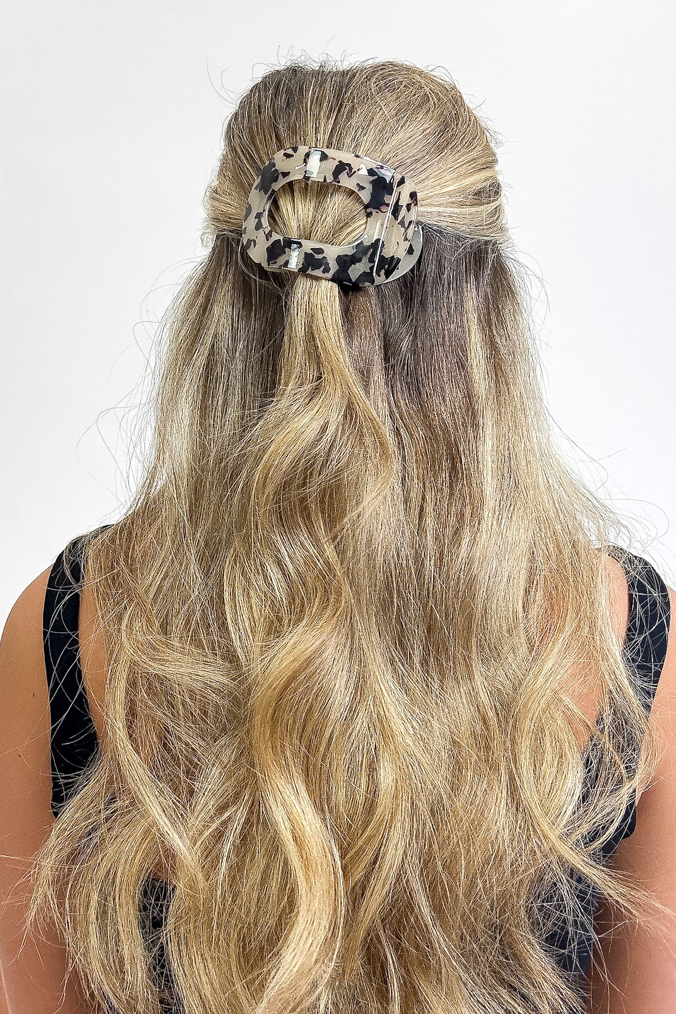 Tortoise Cream Glossy Hold Lay Flat Oval Hair Claw Clip - Madison and Mallory