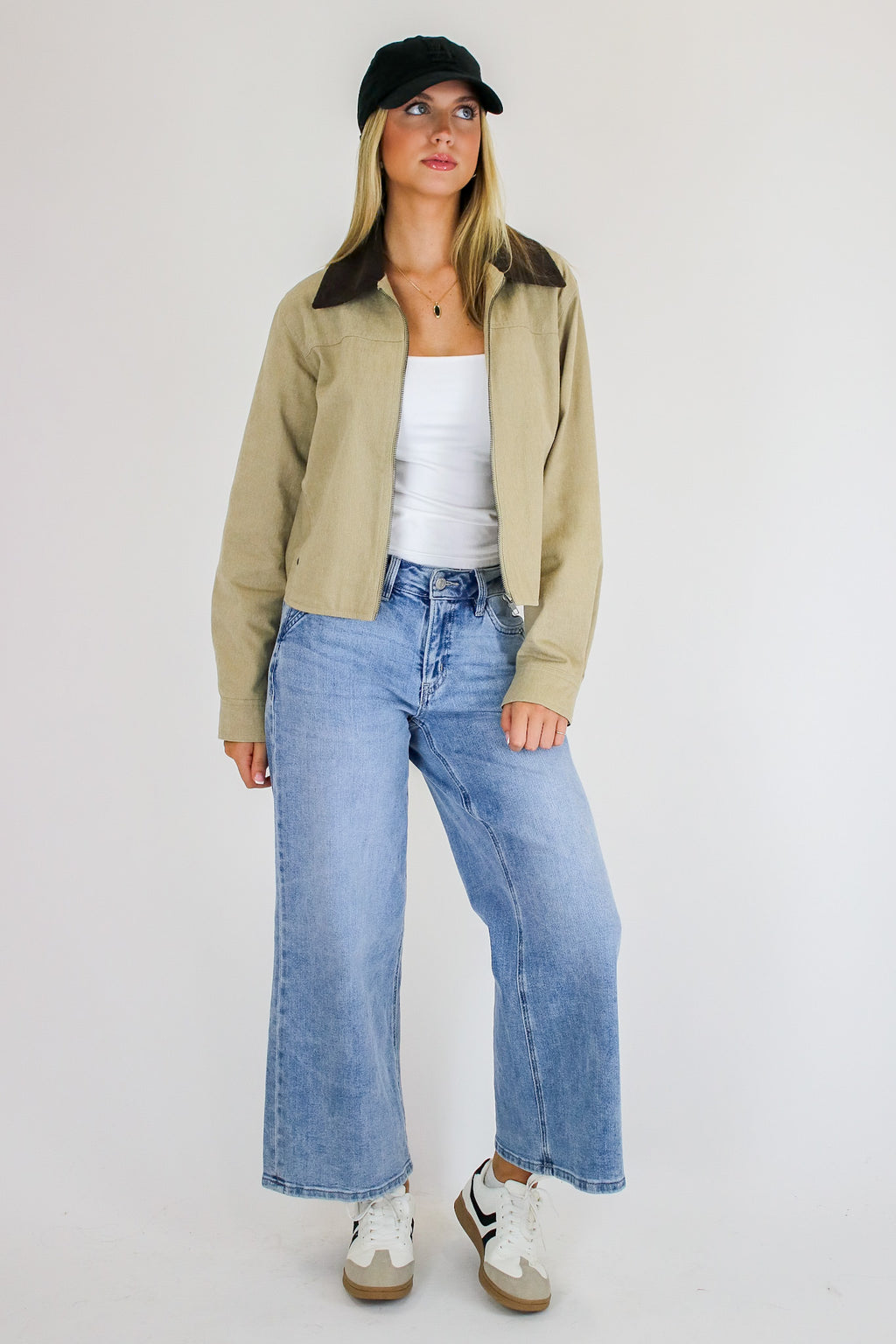 Highland Contrast Corduroy Collar Zip-Up Jacket
