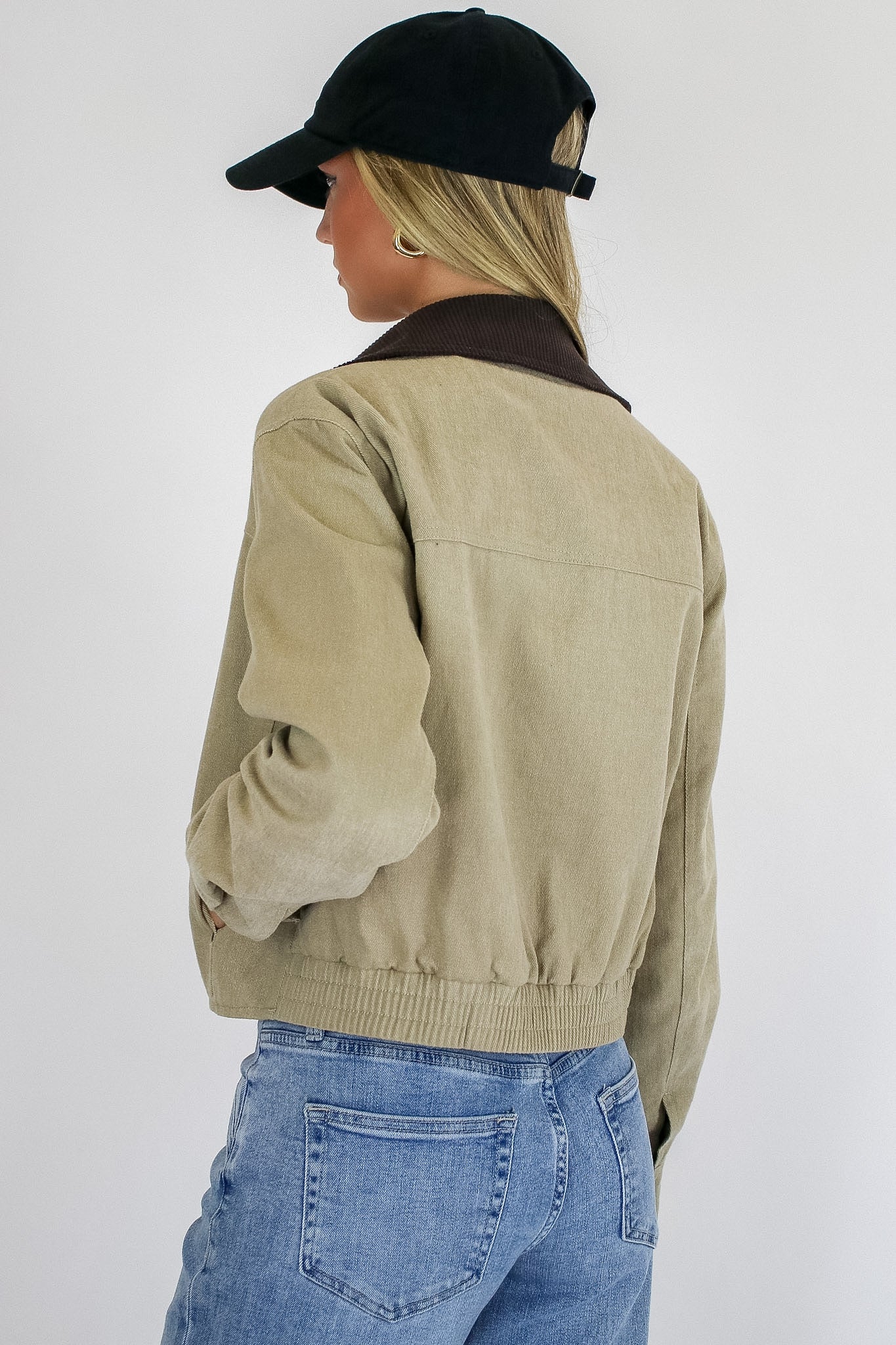 Highland Contrast Corduroy Collar Zip-Up Jacket
