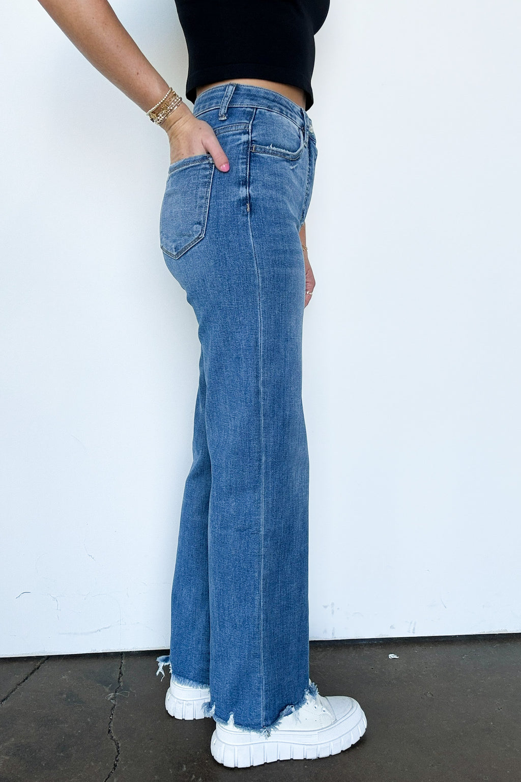 Easy Stride Tummy Control 90's Vintage Super High Loose Jeans - Madison and Mallory