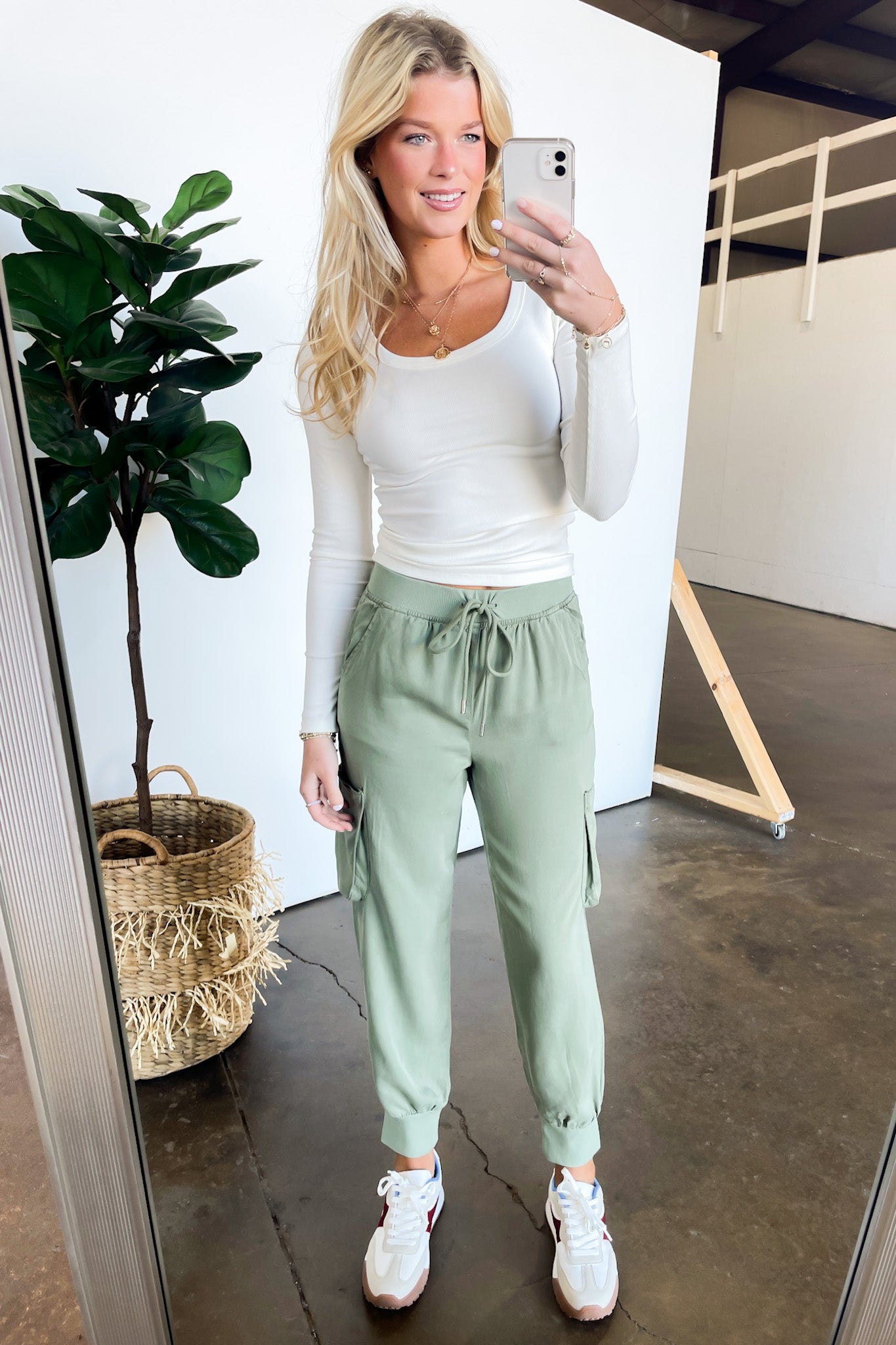  Zayna High Rise Cargo Joggers - Madison and Mallory