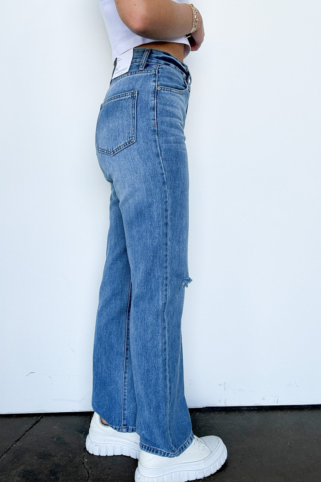  Jessica 90's Wide Straight Leg Jeans - Madison and Mallory