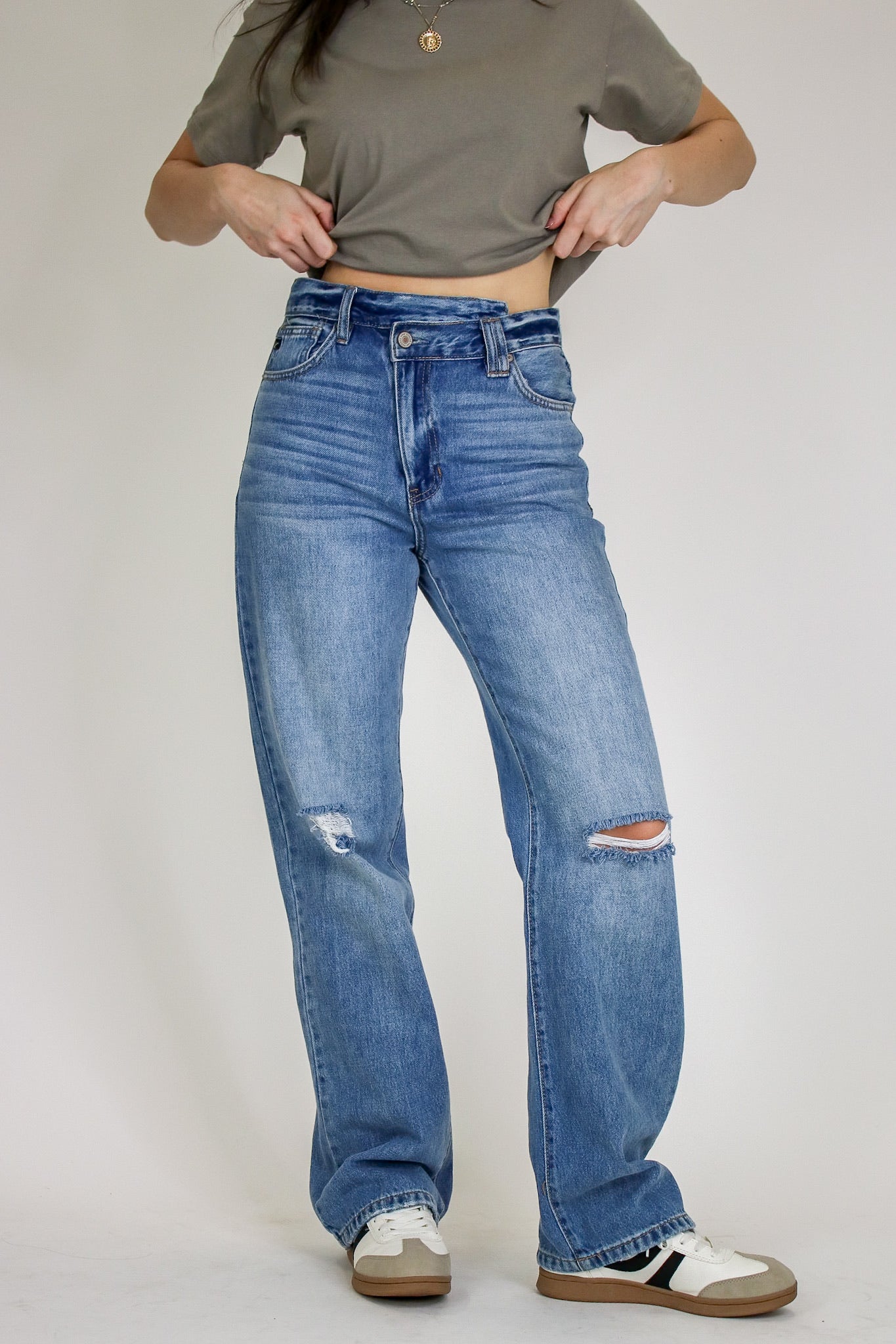 Jessica 90's Wide Straight Leg Jeans