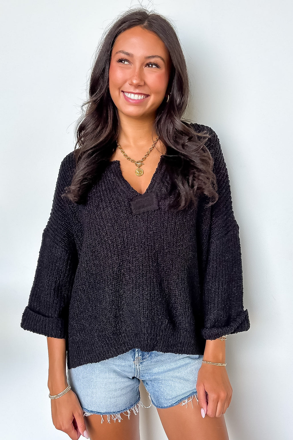 Leonie V-Neck Patch Knit Pullover