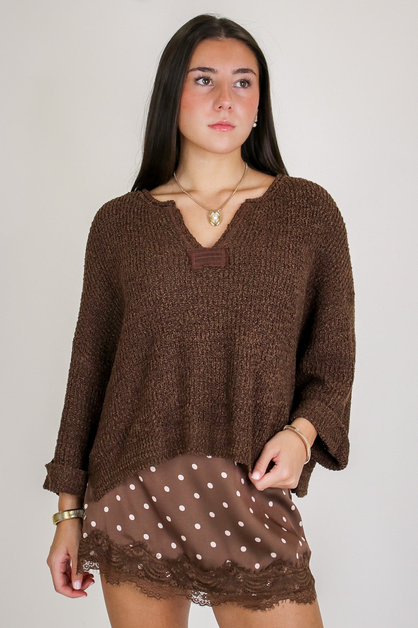 Leonie V-Neck Patch Knit Pullover