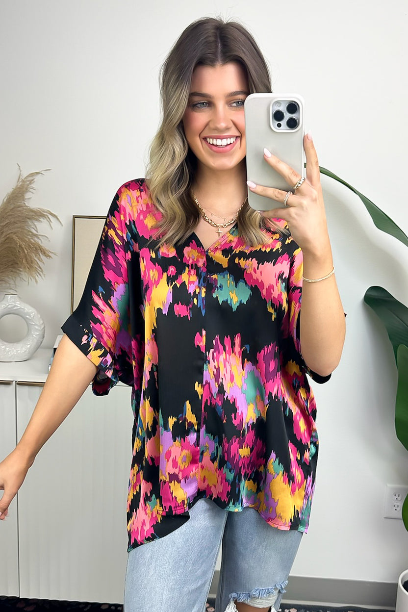 13419 V neck Abstract Print Top main image 0