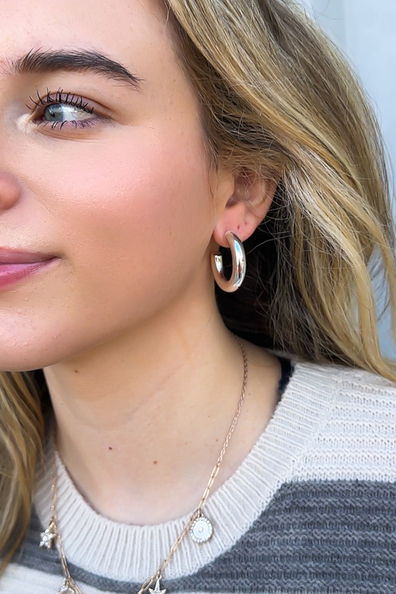 Lightweight Everyday Open Hoop Post Back Earrings - Madison and Mallory