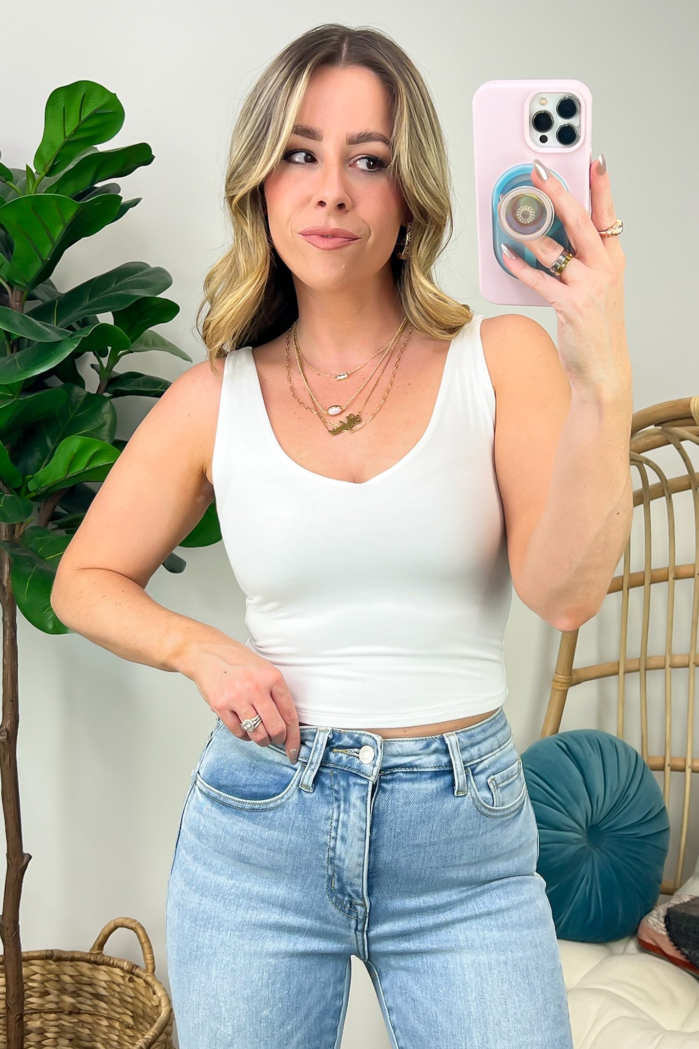  Liora Seamless V-Neck Cropped Tank Top - FINAL SALE - Madison and Mallory