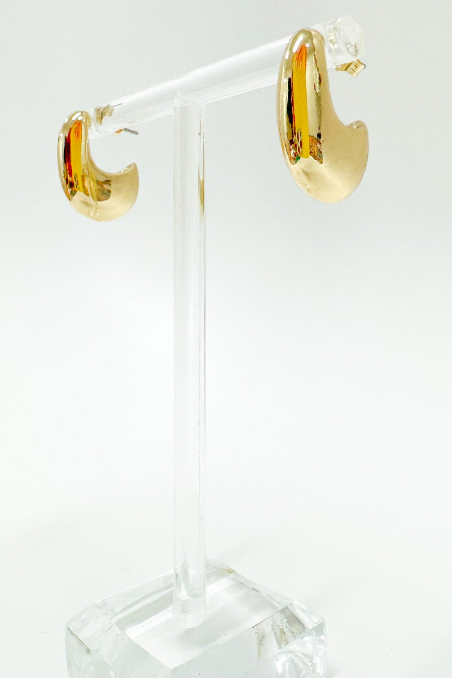 Gold Niari Huggie Hoop Earrings - Madison and Mallory