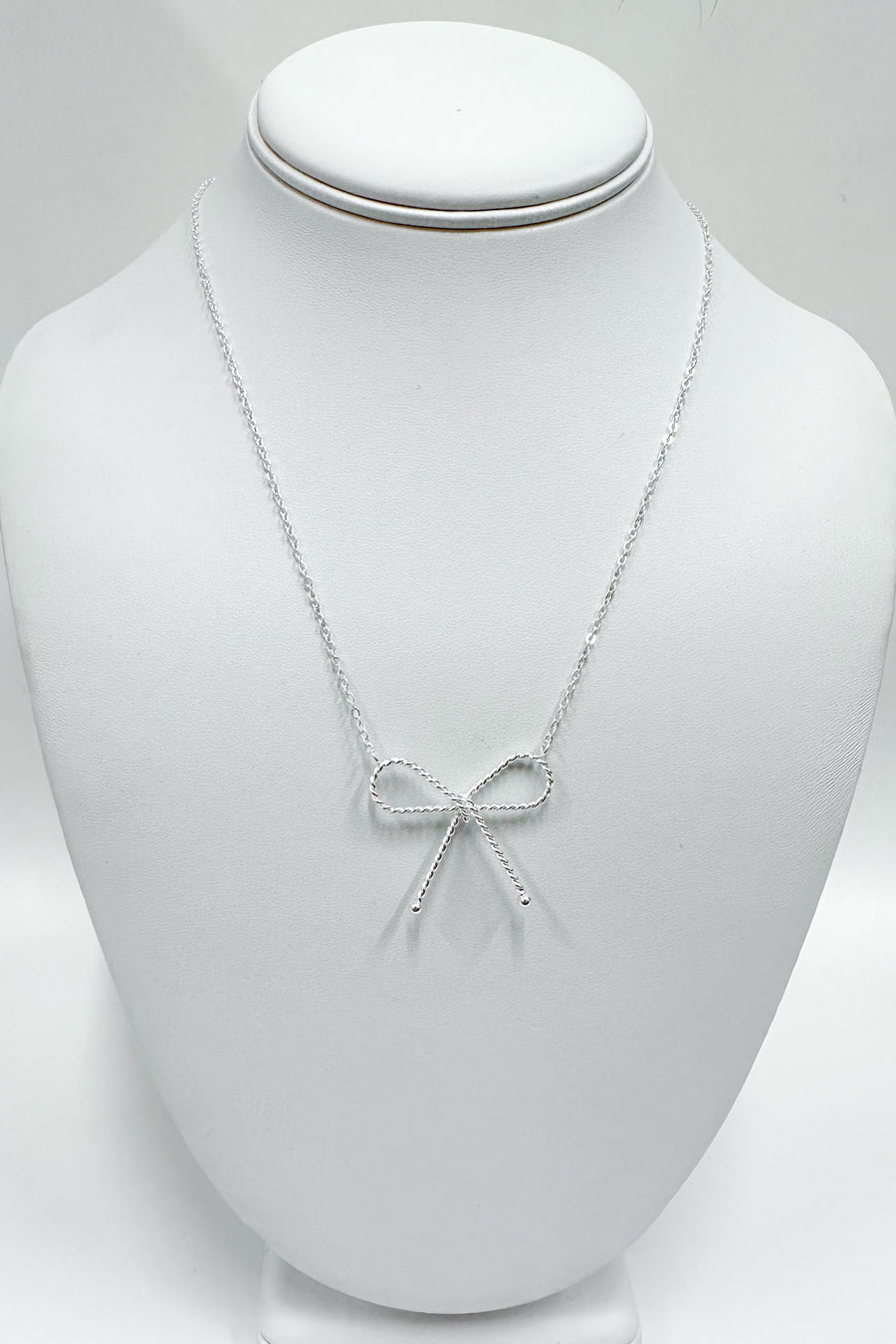Silver Perfectly Darling Bow Necklace - Madison and Mallory