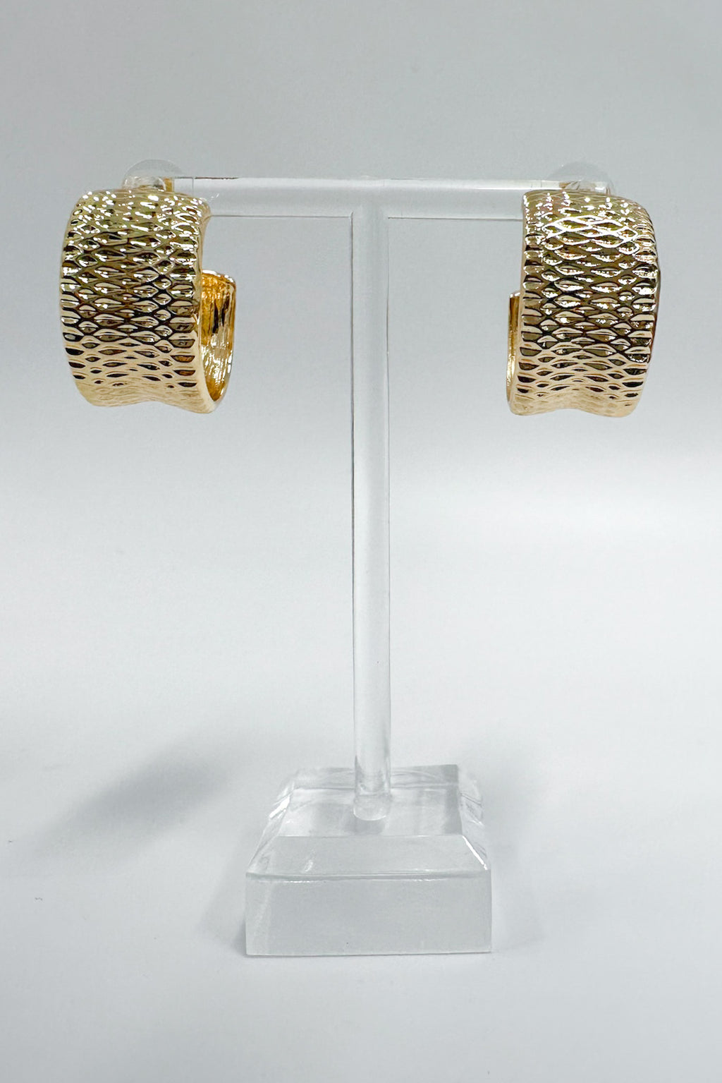 Posh Forever Textured Hoop Earrings - FINAL SALE - Madison and Mallory