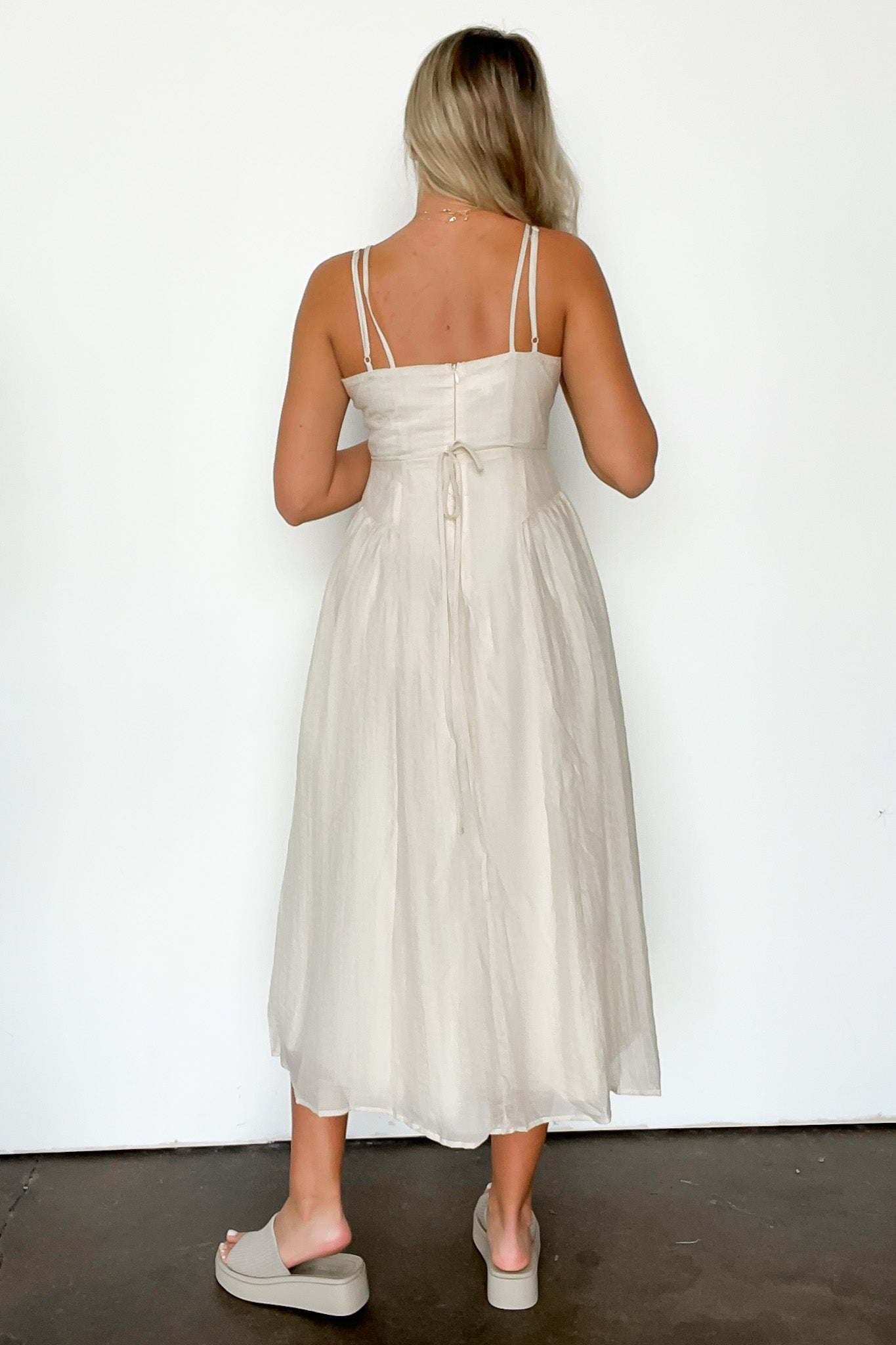  Questa Cutout Neckline Maxi Dress - FINAL SALE - Madison and Mallory