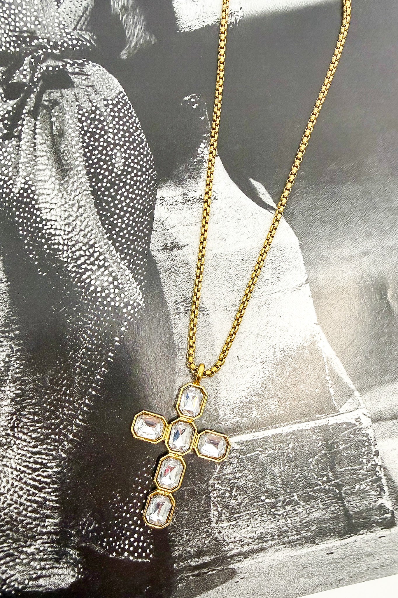 Radiant Faith 18k Stainless Steel Cross Necklace