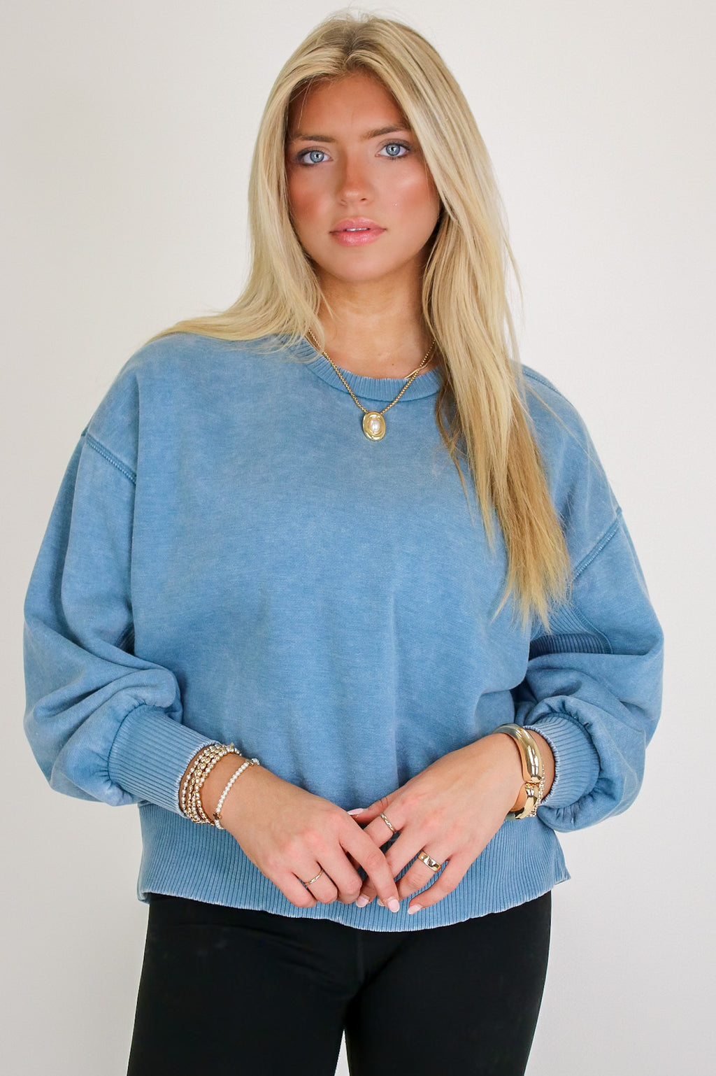 Refined Relaxation Acid Wash Pullover