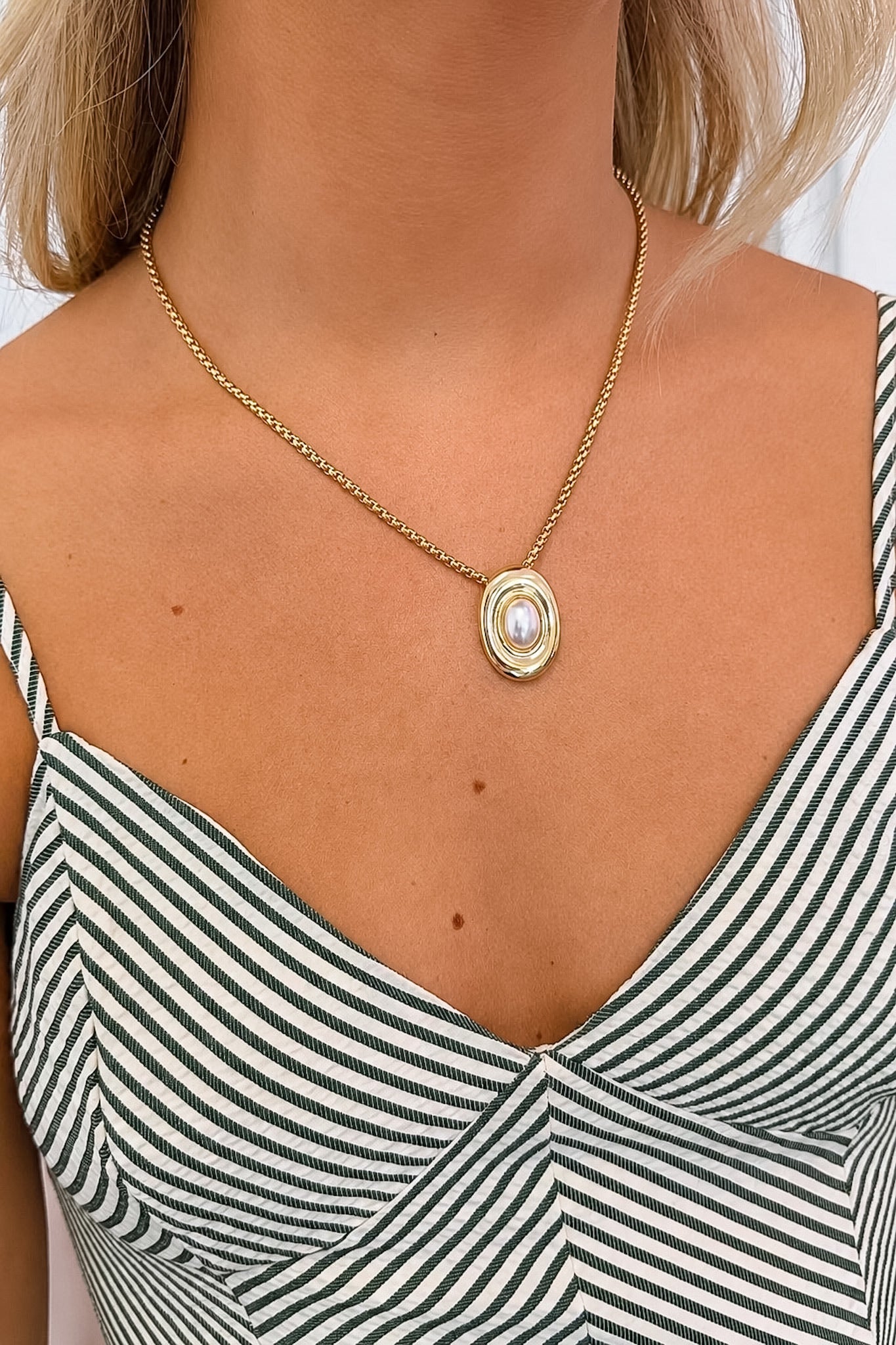 Ripple Effect Pearl Pendant Necklace - Madison and Mallory