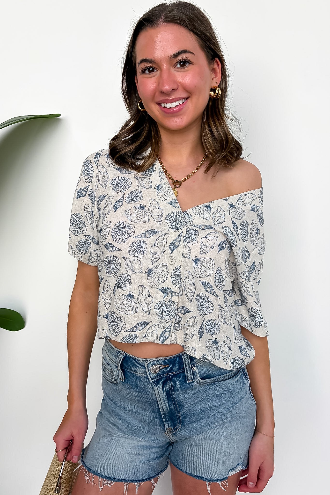 Shoreline Shells Printed Linen V-Neck Button Up Top