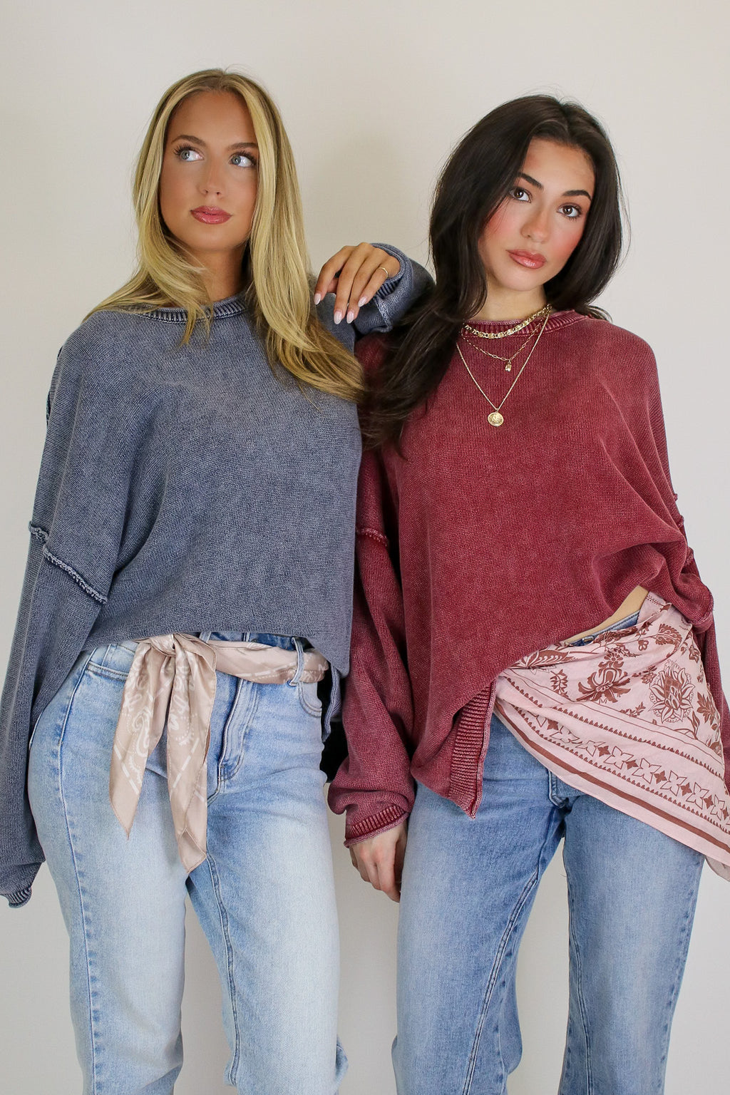 Soft Edge Contrast Seam Pullover