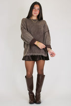 Soft Edge Contrast Seam Pullover