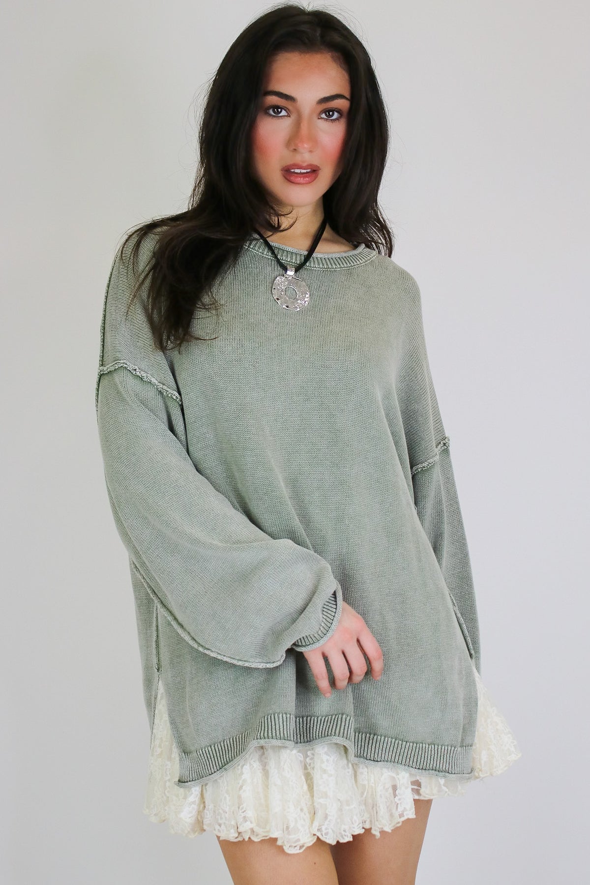 Soft Edge Contrast Seam Pullover