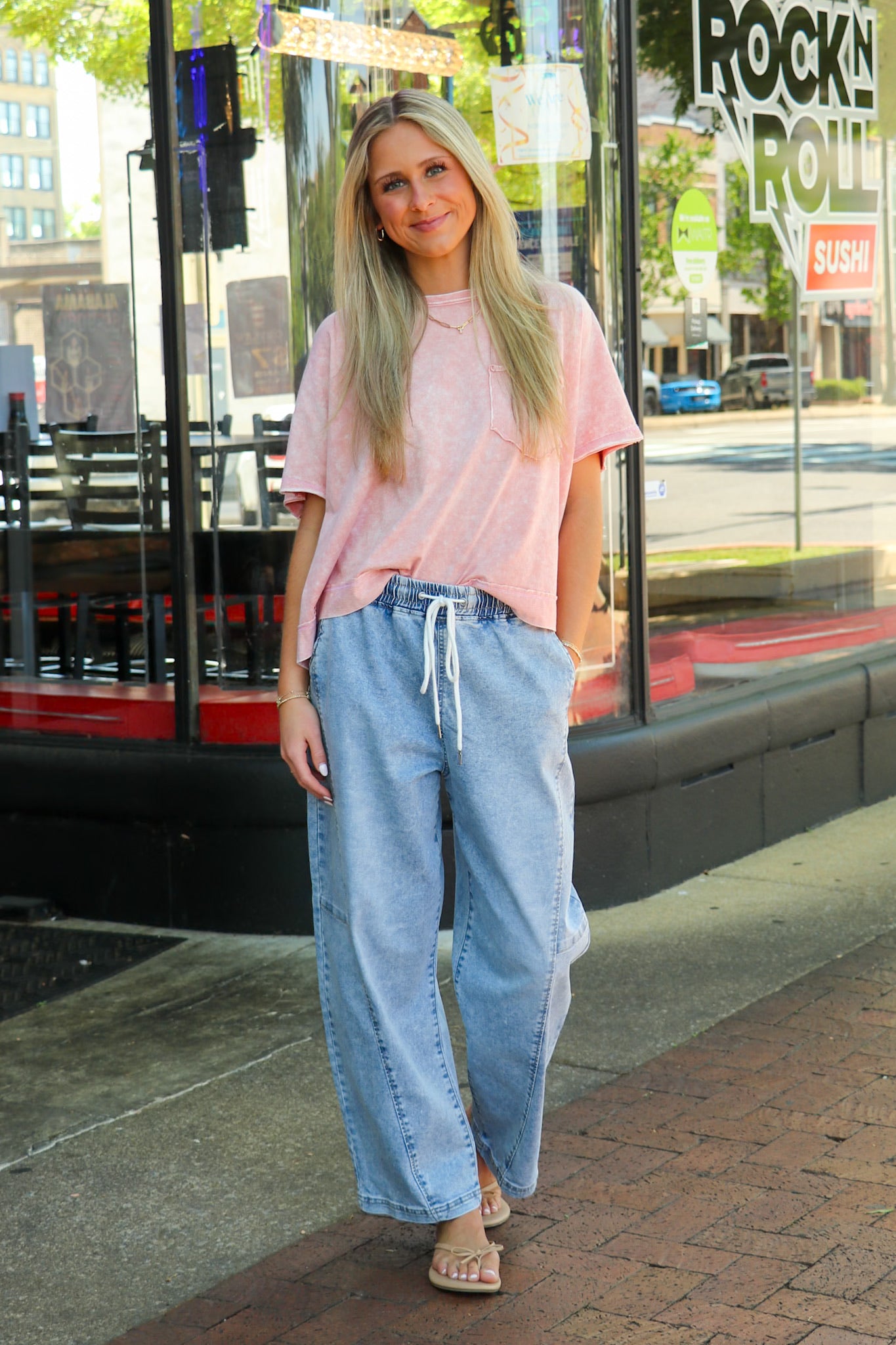 Structure Seam Elastic Waist Relaxed Barrel Jeans - Madison and Mallory