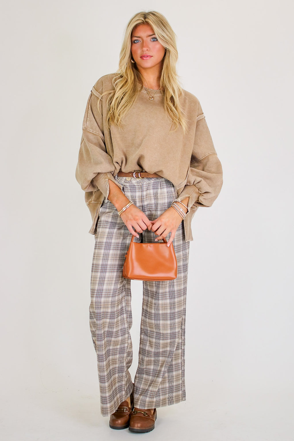 Sunday Vibes Fleece Pullover - Madison and Mallory