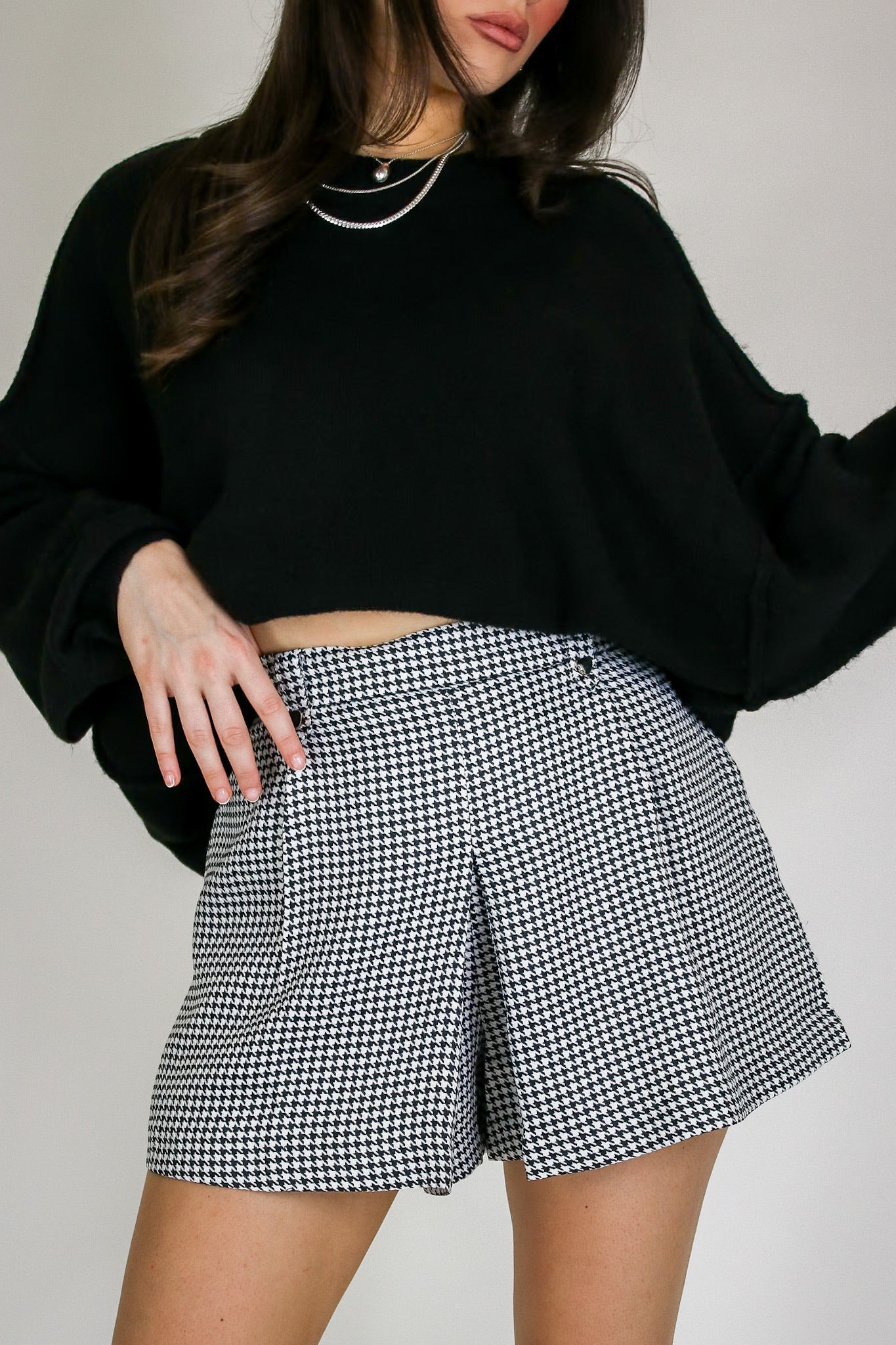 S / Black Tailored Twist Houndstooth Pleated Shorts - Madison and Mallory