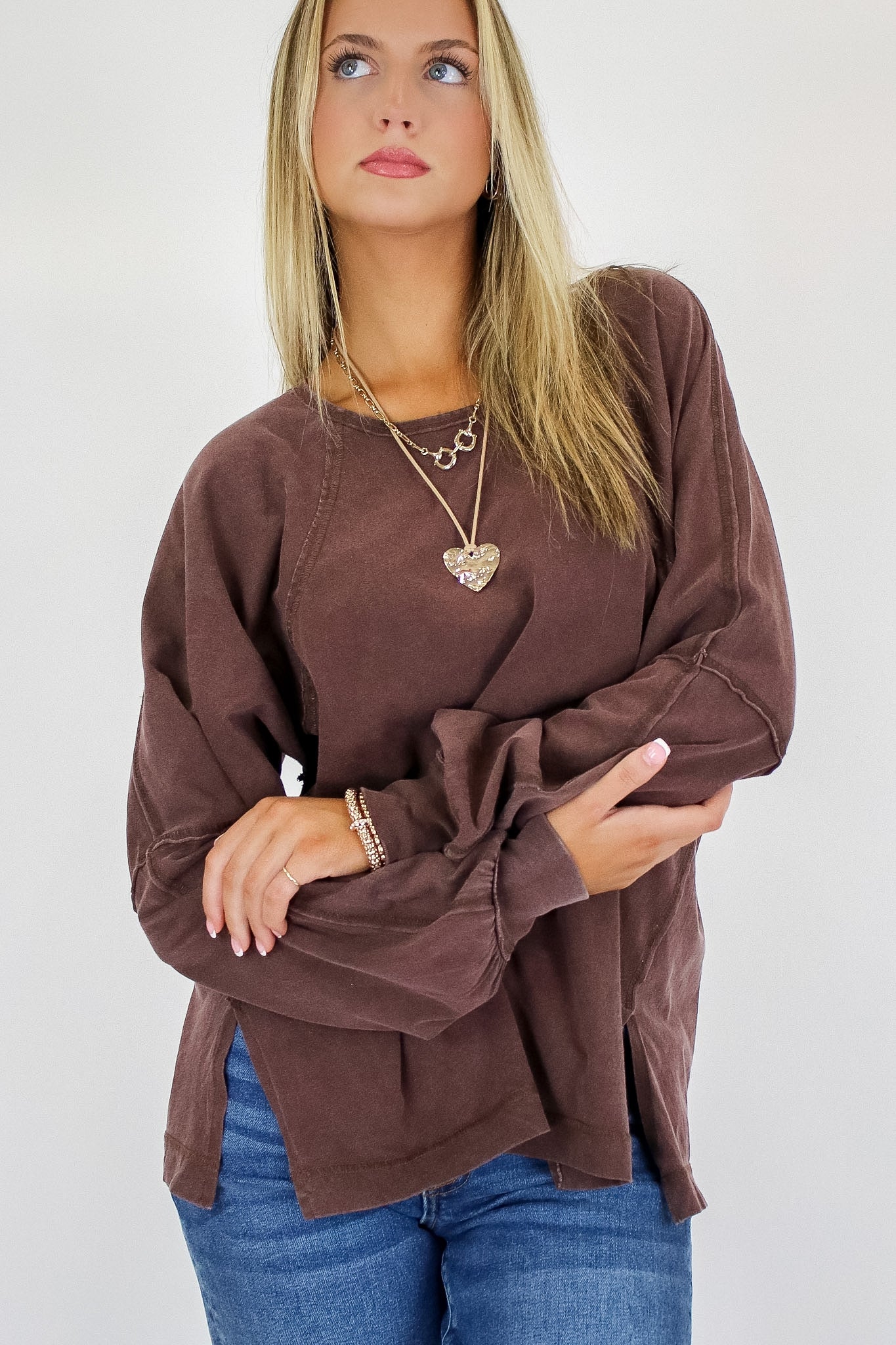 The Easy Chill Raglan Top - Madison and Mallory