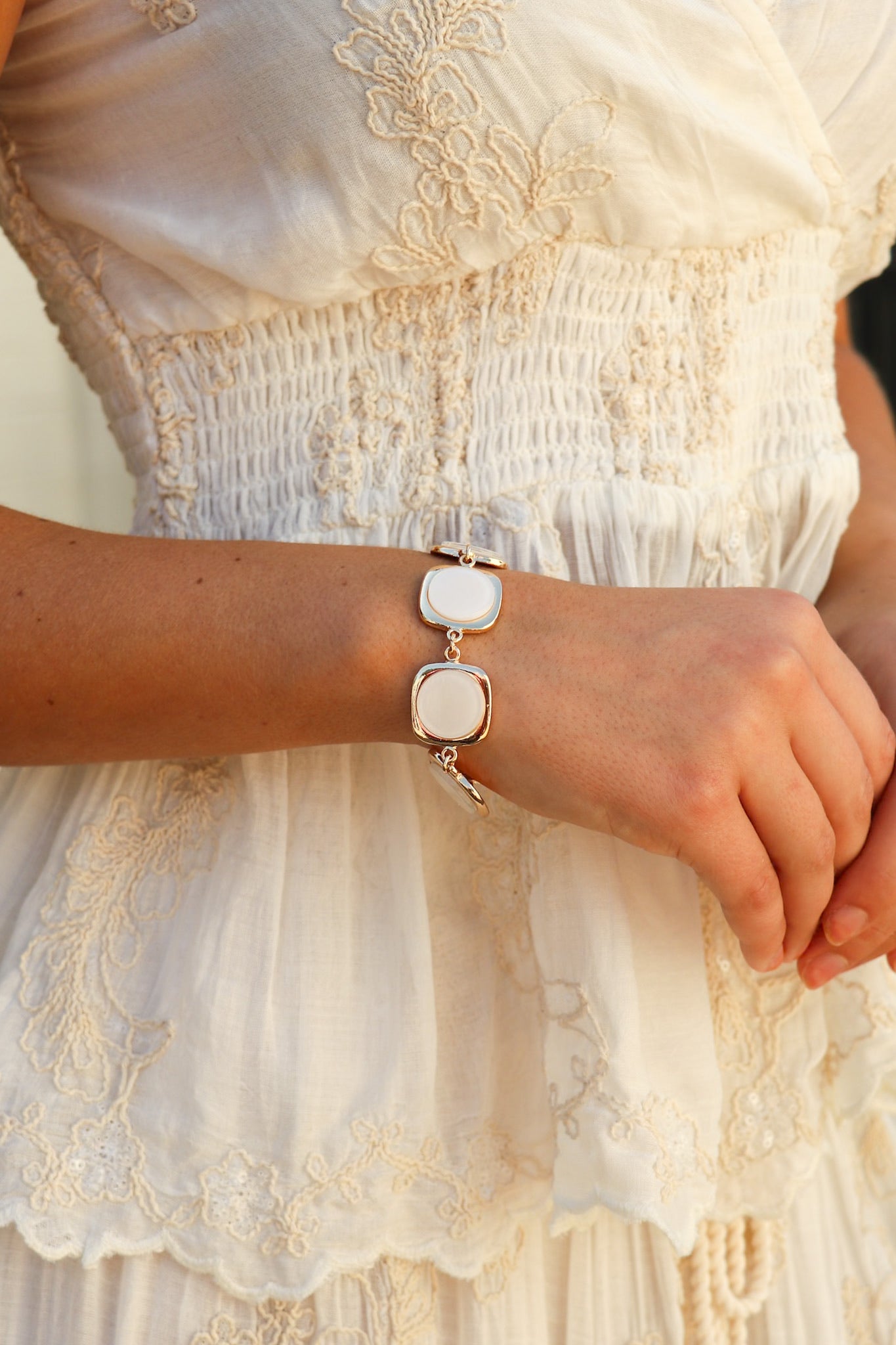 The Pearlescent Link Toggle Bracelet - Madison and Mallory