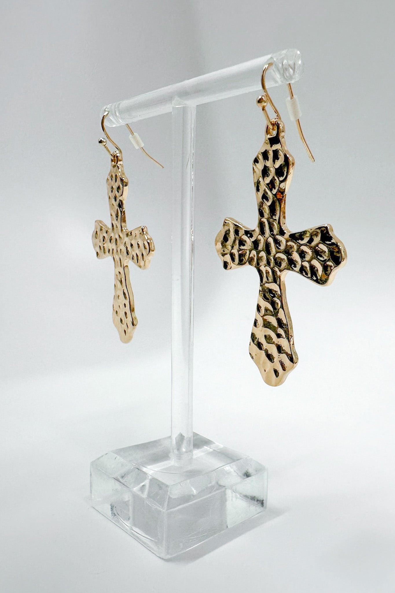  Upscale Vision Hammered Cross Earrings - Madison and Mallory