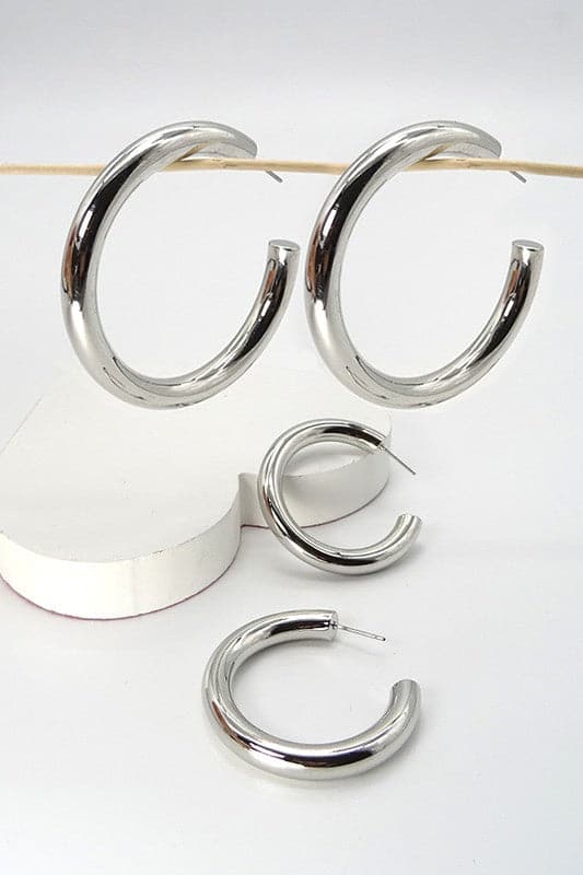  Iconic Entrance Chunky Hoop Earrings - BACK IN STOCK - Madison and Mallory