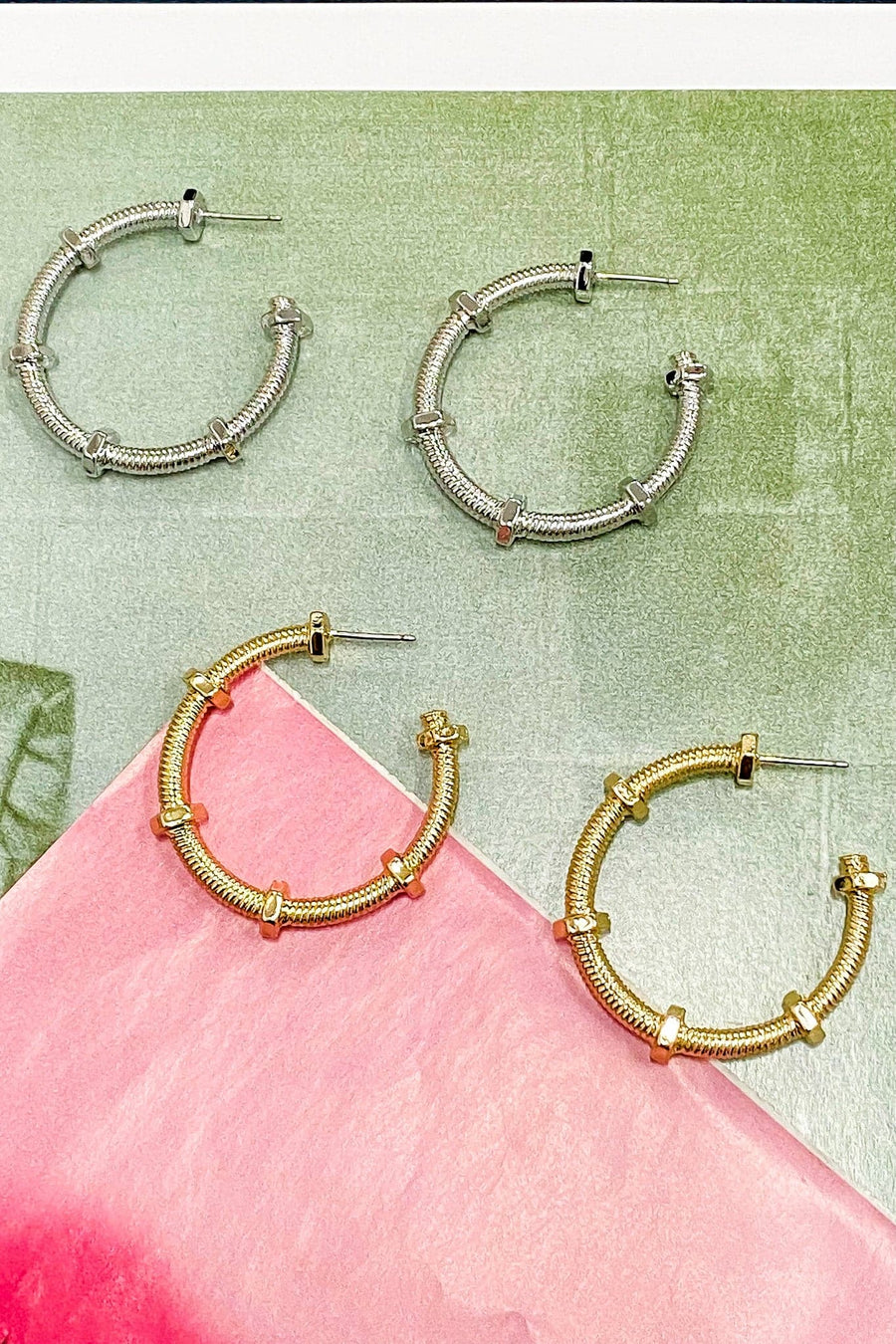  Hammered Down Screw Detail Hoop Earrings - FINAL SALE - Madison and Mallory