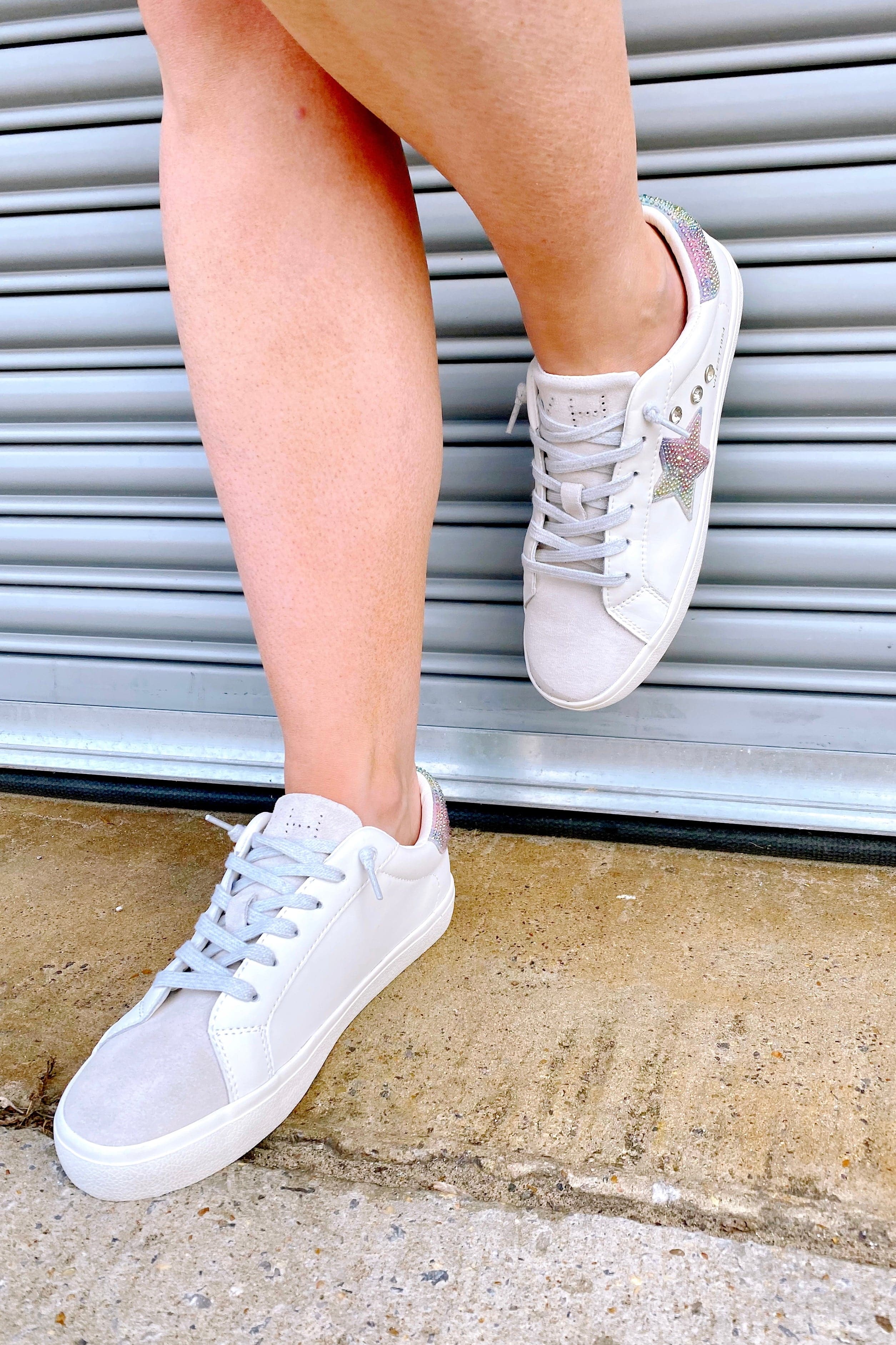 Vintage sneakers for sale discount